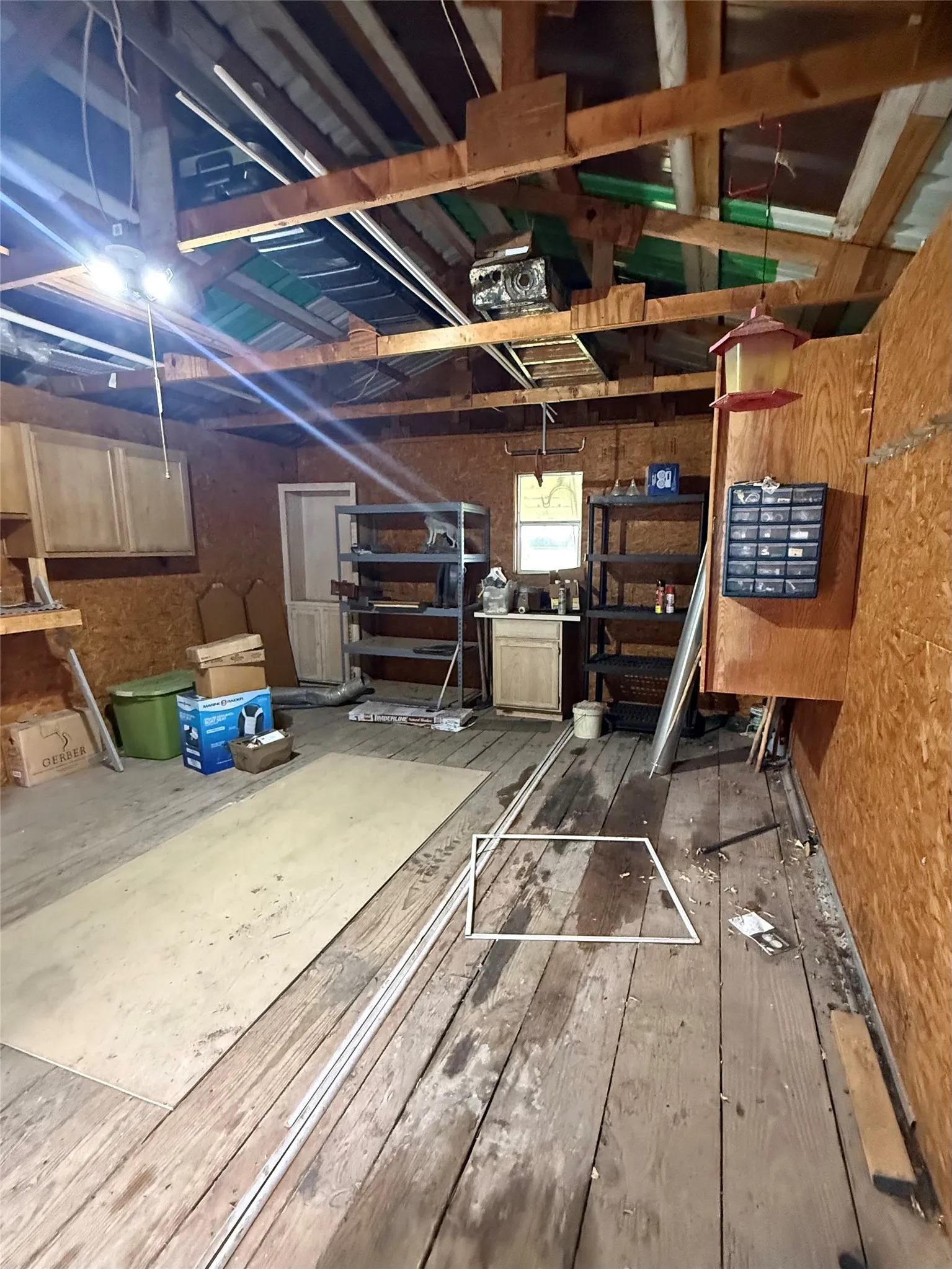 Single Family Residence For Sale in Ellis County , 202 Castleridge Drive, Red Oak, Texas 75154, 3 Bedroom, 2 Bathroom, 2 Garage spaces, 1,420 Sqft, built in 1997, Preowned, mls#21248803, Real Estate Agent in Red Oak, Homes For Sale in Ellis county, Homes For Sale in Red Oak, Realtor in Red Oak Texas, Real Estate Brokerage Independent Realty Texas, Luminita Cordes Realtor