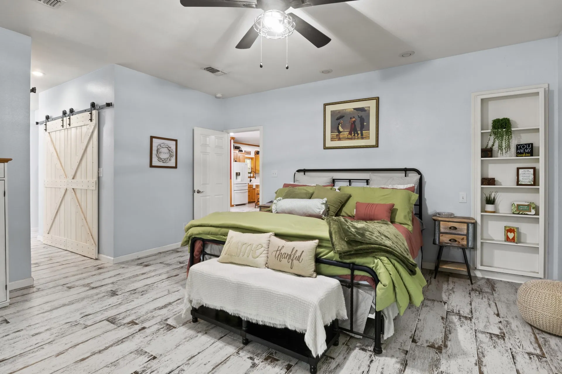 Single Family Residence For Sale in Titus County , 65 CR 2835, Pittsburg, Texas 75686, 4 Bedroom, 2 Bathroom, 2 Garage spaces, 3,161 Sqft, built in 2002, Preowned, mls#21252027, Real Estate Agent in Pittsburg, Homes For Sale in Titus county, Homes For Sale in Pittsburg, Realtor in Pittsburg Texas, Real Estate Brokerage Independent Realty Texas, Luminita Cordes Realtor
