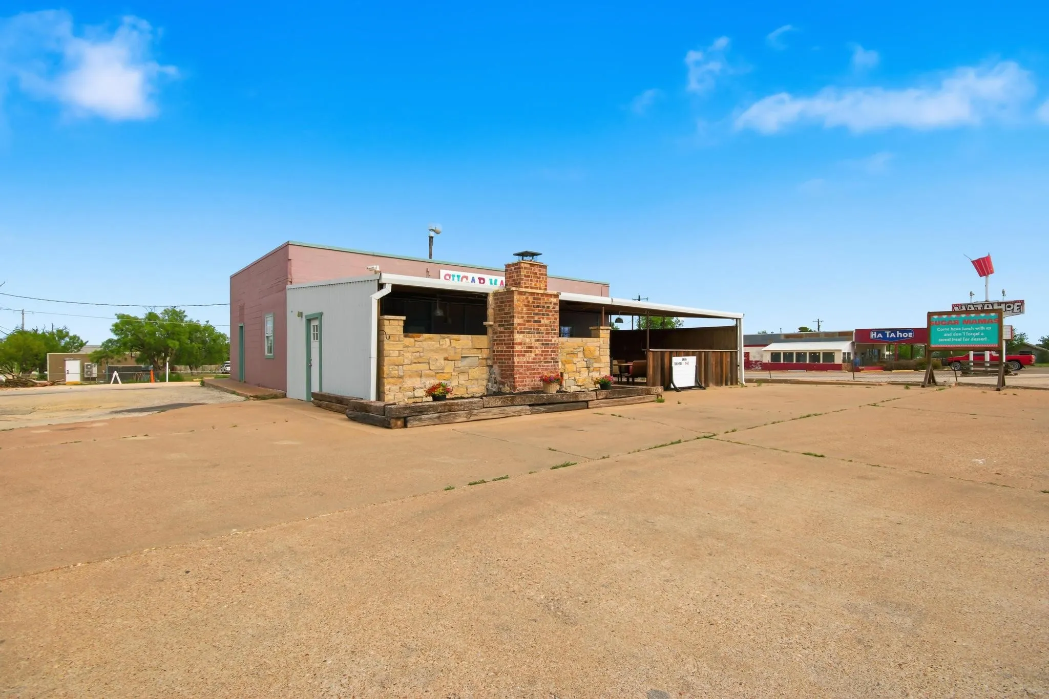 Business For Sale in Jones County , 1801 Commercial Avenue, Anson, Texas 79501, 0, 0, Garage spaces, 0 Sqft, built in 1965, Preowned, mls#21246034, Real Estate Agent in Anson, Homes For Sale in Jones county, Homes For Sale in Anson, Realtor in Anson Texas, Real Estate Brokerage Independent Realty Texas, Luminita Cordes Realtor