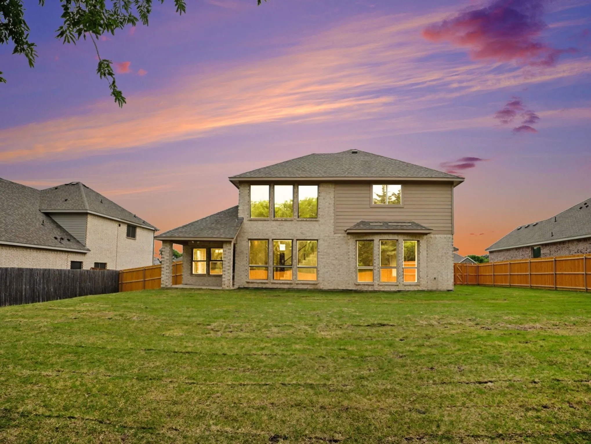 Single Family Residence For Sale in Dallas County , 733 Candace Drive, De Soto, Texas 75115, 5 Bedroom, 4 Bathroom, 3 Garage spaces, 2,810 Sqft, built in 2026, New Construction - Incomplete, mls#21252133, Real Estate Agent in De Soto, Homes For Sale in Dallas county, Homes For Sale in De Soto, Realtor in De Soto Texas, Real Estate Brokerage Independent Realty Texas, Luminita Cordes Realtor