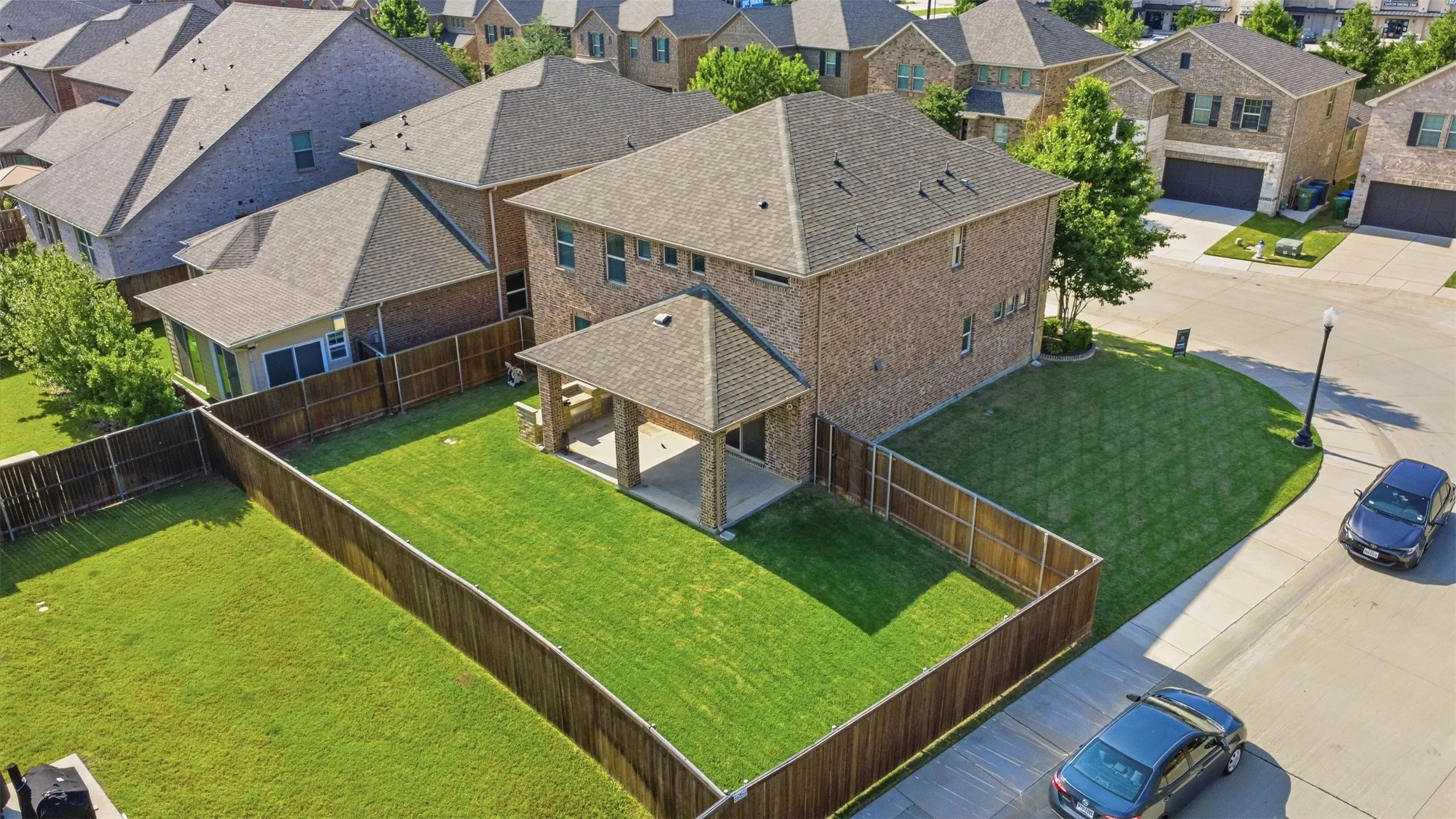 Corner lot - premier lot