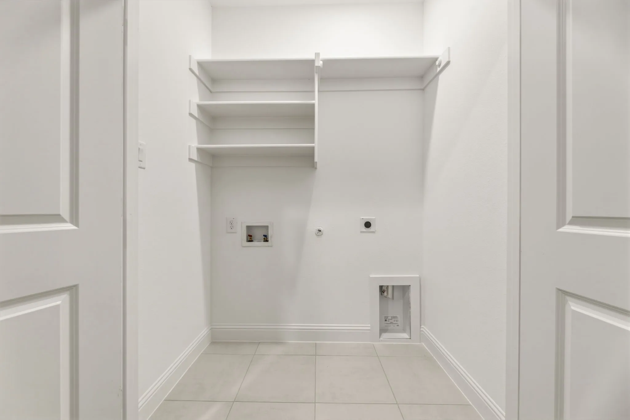 Townhouse For Sale in Denton County , 2186 Southwick Drive, Lewisville, Texas 75067, 4 Bedroom, 3 Bathroom, 2 Garage spaces, 2,763 Sqft, built in 2026, New Construction - Complete, mls#21238777, Real Estate Agent in Lewisville, Homes For Sale in Denton county, Homes For Sale in Lewisville, Realtor in Lewisville Texas, Real Estate Brokerage Independent Realty Texas, Luminita Cordes Realtor