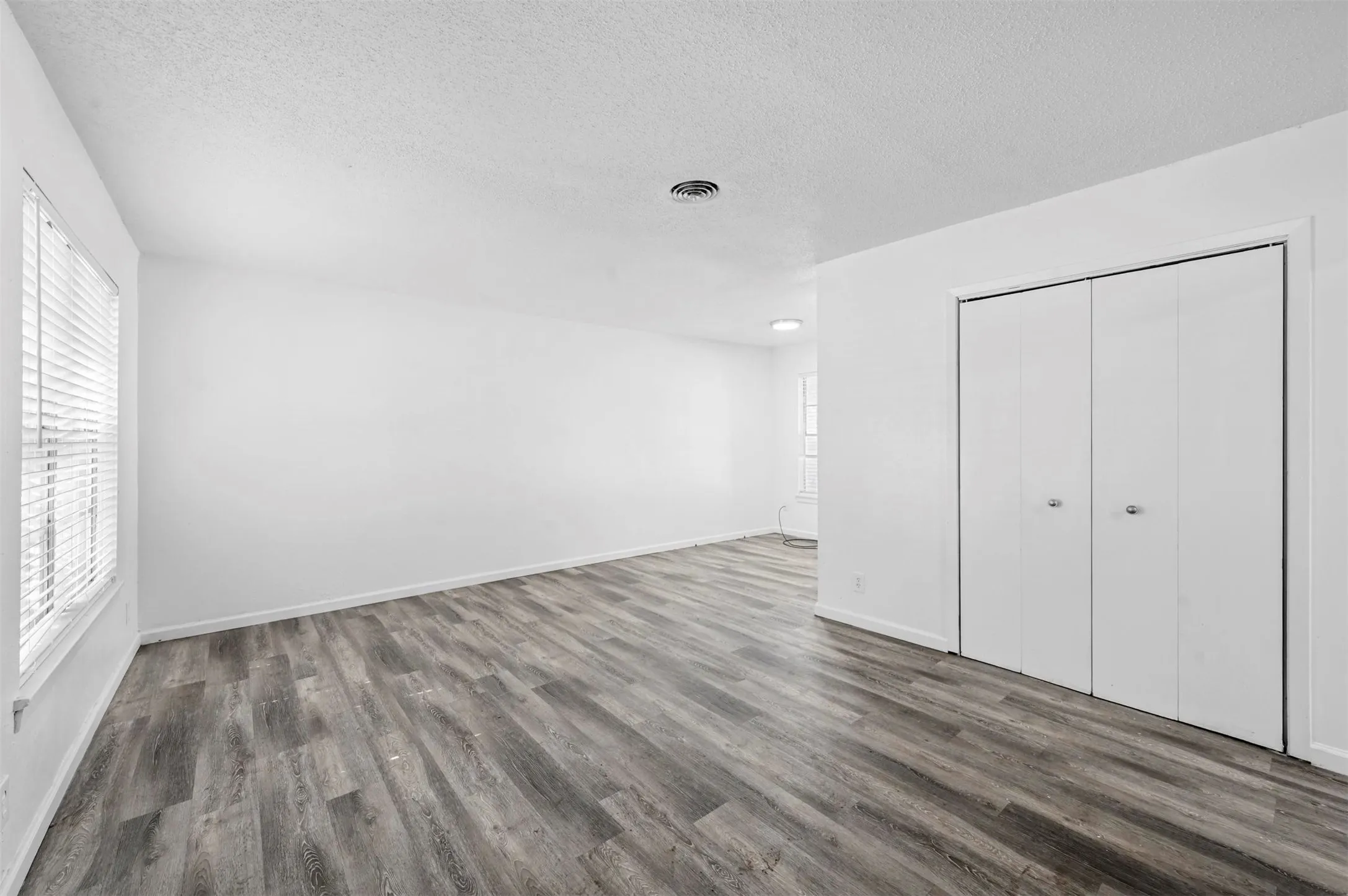 Duplex For Sale in Grayson County , 58 Pershing Drive, Denison, Texas 75020, 4 Bedrooms, 2 Bathrooms, 4 Garage spaces, 0 Sqft, built in 1945, Preowned, Price $210,000, mls#21225524, Real Estate Agent in Denison, Homes For Sale in Grayson county, Homes For Sale in Denison, Realtor in Denison Texas, Real Estate Brokerage Independent Realty Texas, Luminita Cordes Realtor
