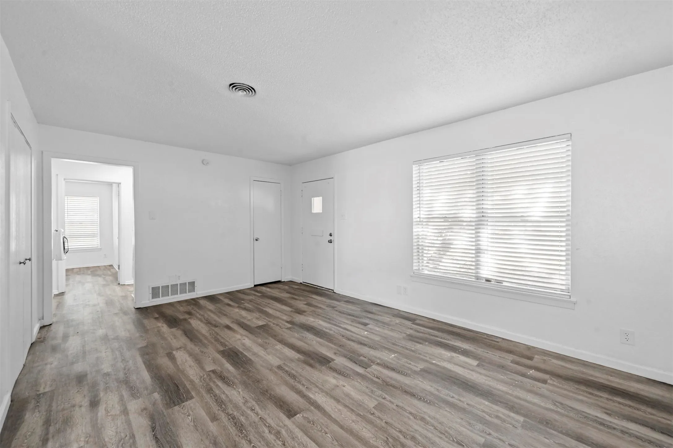 Duplex For Sale in Grayson County , 58 Pershing Drive, Denison, Texas 75020, 4 Bedrooms, 2 Bathrooms, 4 Garage spaces, 0 Sqft, built in 1945, Preowned, Price $210,000, mls#21225524, Real Estate Agent in Denison, Homes For Sale in Grayson county, Homes For Sale in Denison, Realtor in Denison Texas, Real Estate Brokerage Independent Realty Texas, Luminita Cordes Realtor