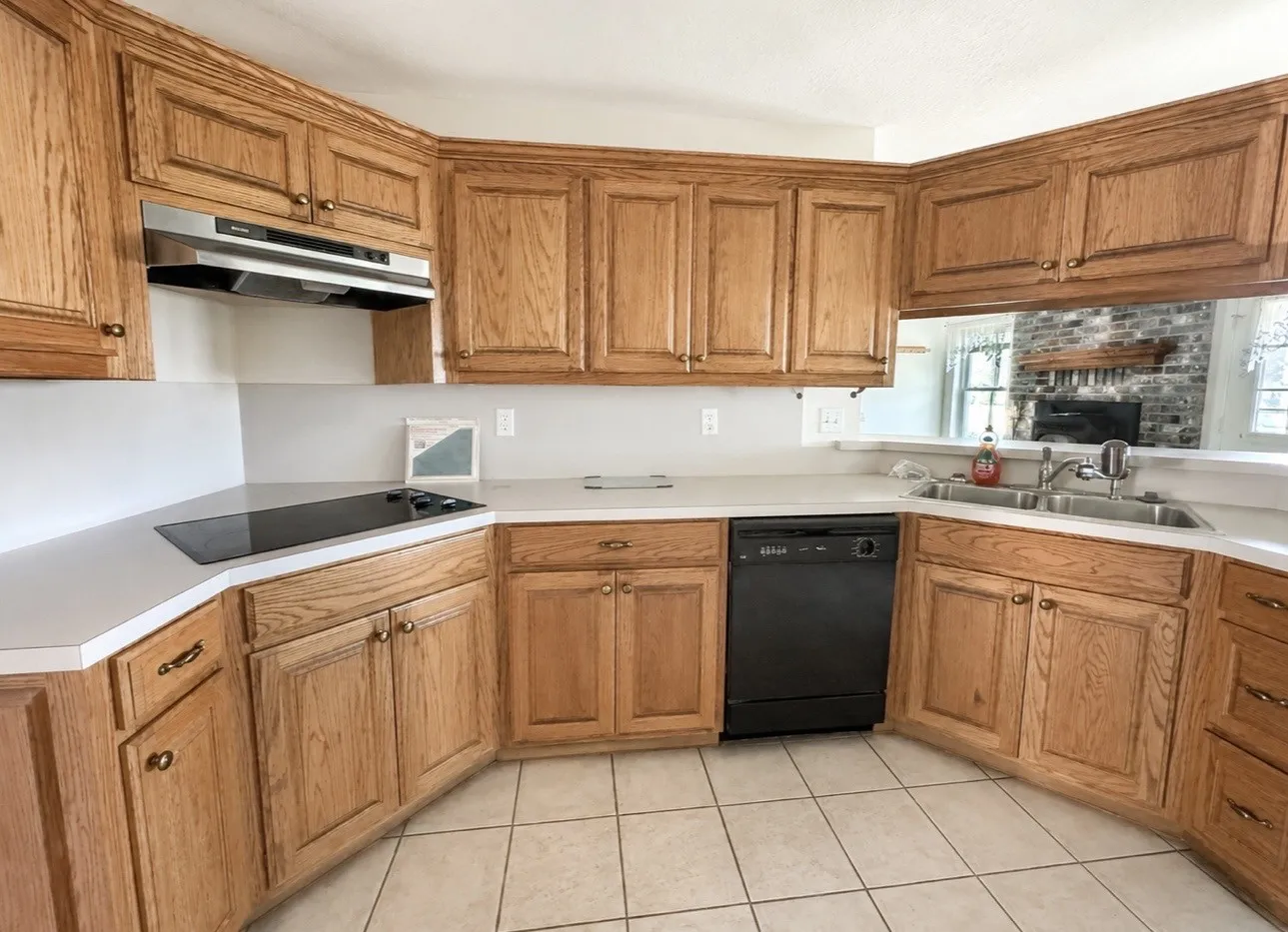 Single Family Residence For Sale in Comanche County , 101 Player, Comanche, Texas 76442, 3 Bedroom, 2 Bathroom, 2 Garage spaces, 1,671 Sqft, built in 2001, mls#21252201, Real Estate Agent in Comanche, Homes For Sale in Comanche county, Homes For Sale in Comanche, Realtor in Comanche Texas, Real Estate Brokerage Independent Realty Texas, Luminita Cordes Realtor