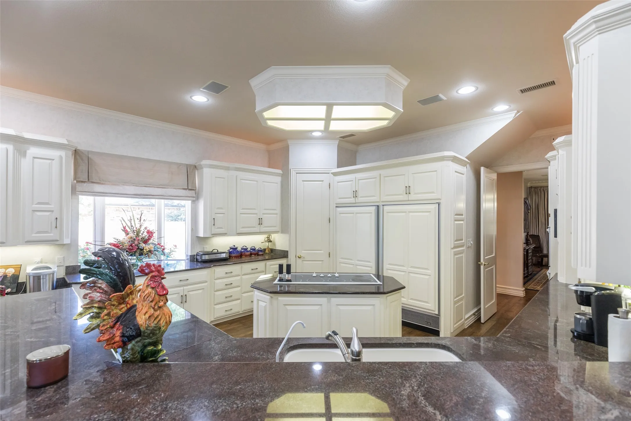 Spacious with lots of room to cook and serve!