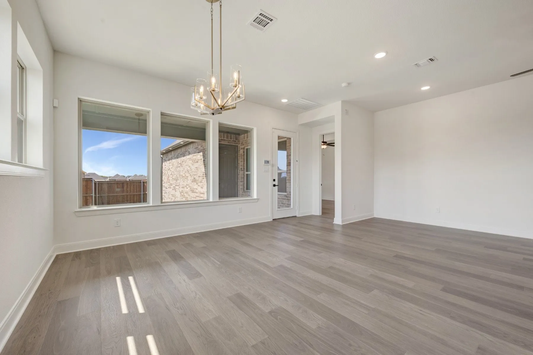 Single Family Residence For Sale in Tarrant County , 2120 Spotted Fawn Drive, Arlington, Texas 76005, 2 Bedroom, 2 Bathroom, 2 Garage spaces, 2,067 Sqft, built in 2026, New Construction - Complete, mls#21252214, Real Estate Agent in Arlington, Homes For Sale in Tarrant county, Homes For Sale in Arlington, Realtor in Arlington Texas, Real Estate Brokerage Independent Realty Texas, Luminita Cordes Realtor