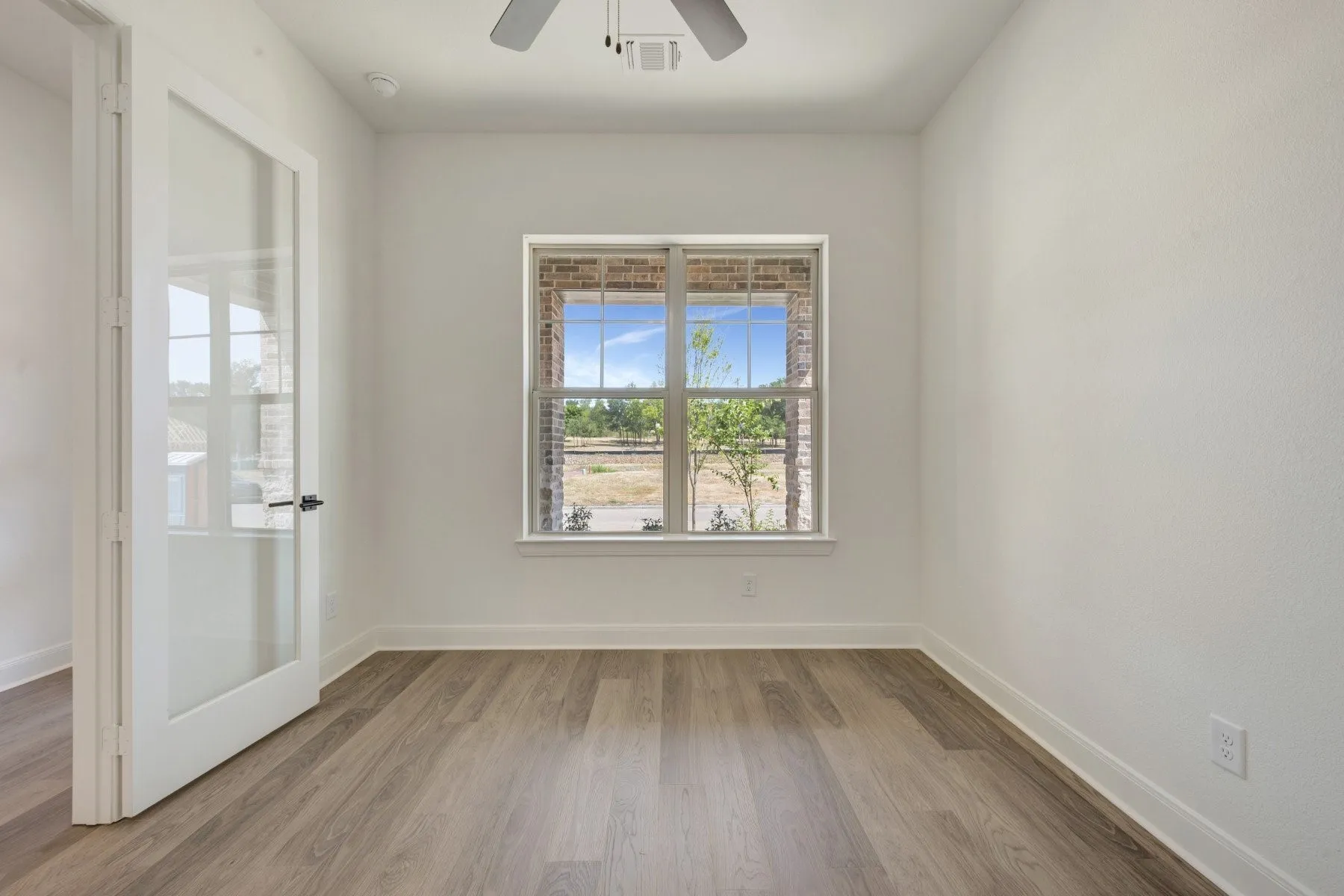 Single Family Residence For Sale in Tarrant County , 2120 Spotted Fawn Drive, Arlington, Texas 76005, 2 Bedroom, 2 Bathroom, 2 Garage spaces, 2,067 Sqft, built in 2026, New Construction - Complete, mls#21252214, Real Estate Agent in Arlington, Homes For Sale in Tarrant county, Homes For Sale in Arlington, Realtor in Arlington Texas, Real Estate Brokerage Independent Realty Texas, Luminita Cordes Realtor