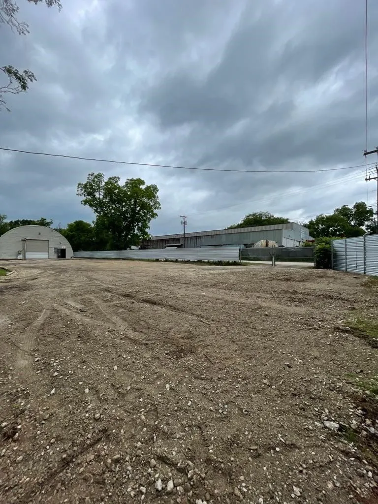 Industrial For Sale in Dallas County , 9505 S Central Expressway, Dallas, Texas 75241, 0, 0, Garage spaces, 0 Sqft, built in 1930, Preowned, Price $2,200,000, mls#21252235, Real Estate Agent in Dallas, Homes For Sale in Dallas county, Homes For Sale in Dallas, Realtor in Dallas Texas, Real Estate Brokerage Independent Realty Texas, Luminita Cordes Realtor