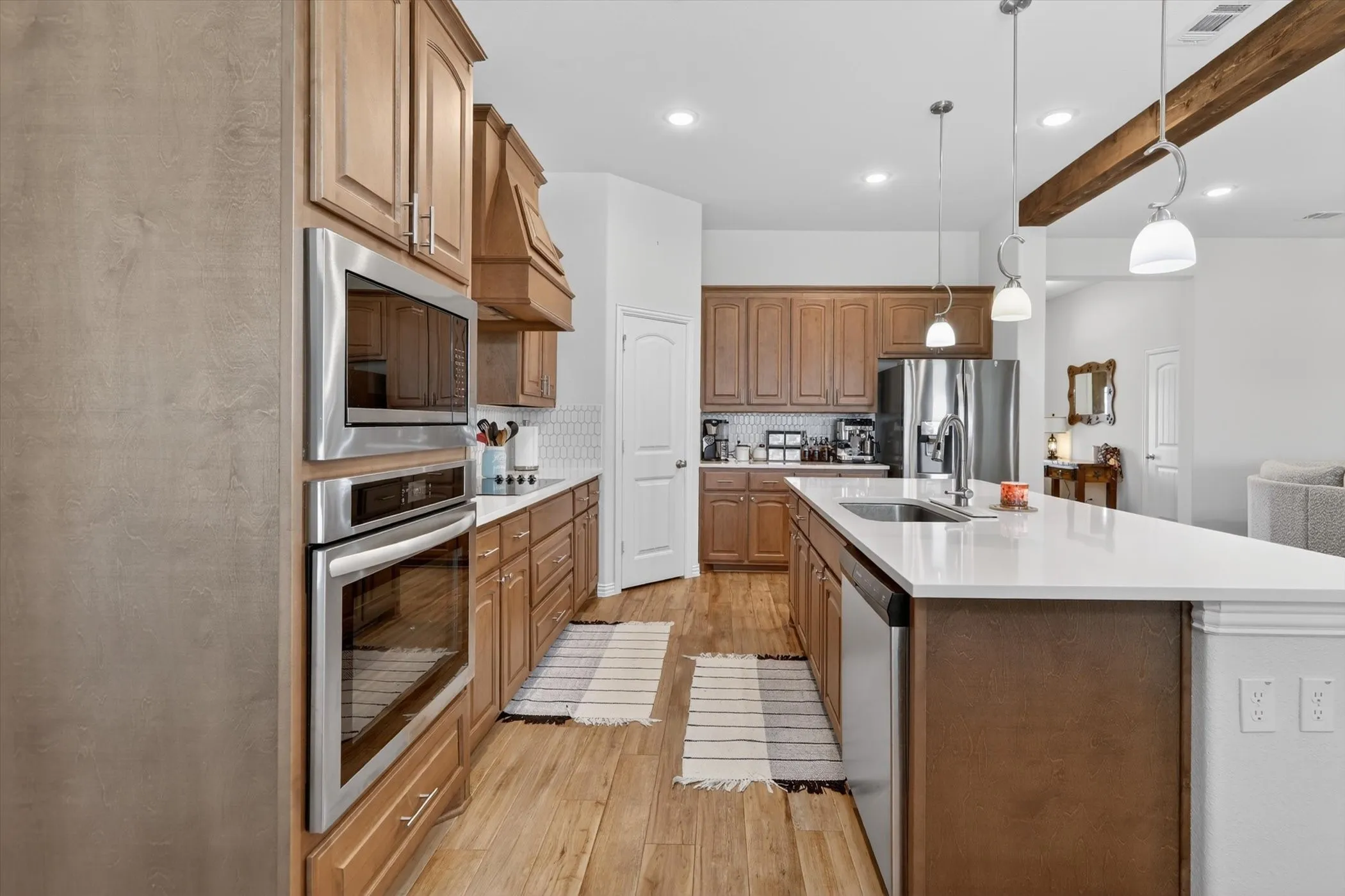 Single Family Residence For Sale in Johnson County , 6908 Scarlett Way, Godley, Texas 76044, 4 Bedroom, 3 Bathroom, 3 Garage spaces, 2,715 Sqft, built in 2022, Preowned, mls#21245126, Real Estate Agent in Godley, Homes For Sale in Johnson county, Homes For Sale in Godley, Realtor in Godley Texas, Real Estate Brokerage Independent Realty Texas, Luminita Cordes Realtor