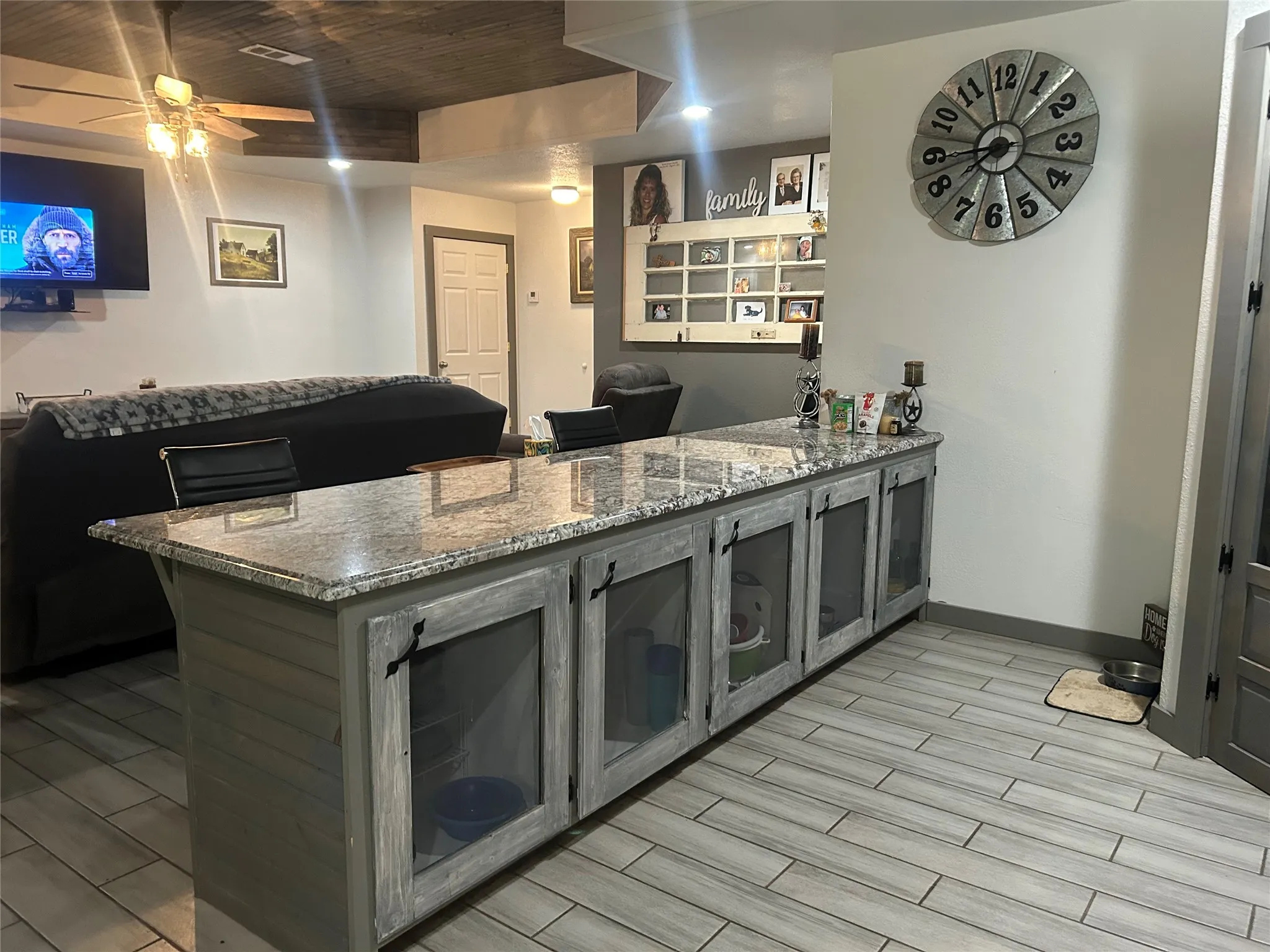 Single Family Residence For Sale in Limestone County , 190 Private Road 5825A, Groesbeck, Texas 76642, 3 Bedroom, 3 Bathroom, 2 Garage spaces, 2,400 Sqft, built in 2021, New Construction - Complete, mls#21252280, Real Estate Agent in Groesbeck, Homes For Sale in Limestone county, Homes For Sale in Groesbeck, Realtor in Groesbeck Texas, Real Estate Brokerage Independent Realty Texas, Luminita Cordes Realtor