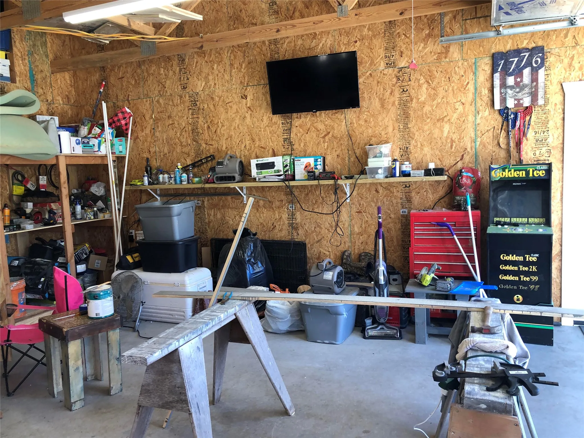 Single Family Residence For Sale in Limestone County , 190 Private Road 5825A, Groesbeck, Texas 76642, 3 Bedroom, 3 Bathroom, 2 Garage spaces, 2,400 Sqft, built in 2021, New Construction - Complete, mls#21252280, Real Estate Agent in Groesbeck, Homes For Sale in Limestone county, Homes For Sale in Groesbeck, Realtor in Groesbeck Texas, Real Estate Brokerage Independent Realty Texas, Luminita Cordes Realtor