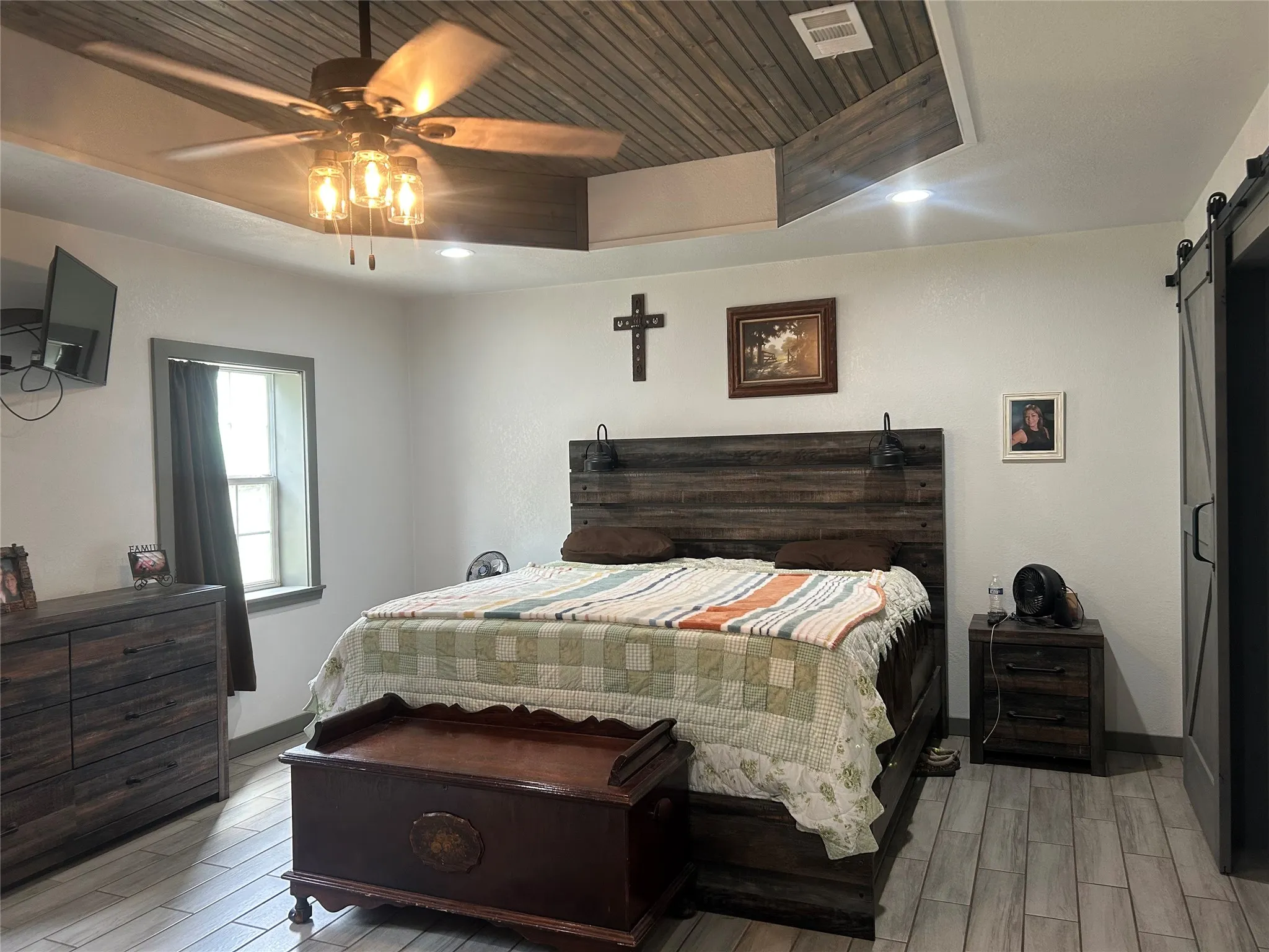 Single Family Residence For Sale in Limestone County , 190 Private Road 5825A, Groesbeck, Texas 76642, 3 Bedroom, 3 Bathroom, 2 Garage spaces, 2,400 Sqft, built in 2021, New Construction - Complete, mls#21252280, Real Estate Agent in Groesbeck, Homes For Sale in Limestone county, Homes For Sale in Groesbeck, Realtor in Groesbeck Texas, Real Estate Brokerage Independent Realty Texas, Luminita Cordes Realtor