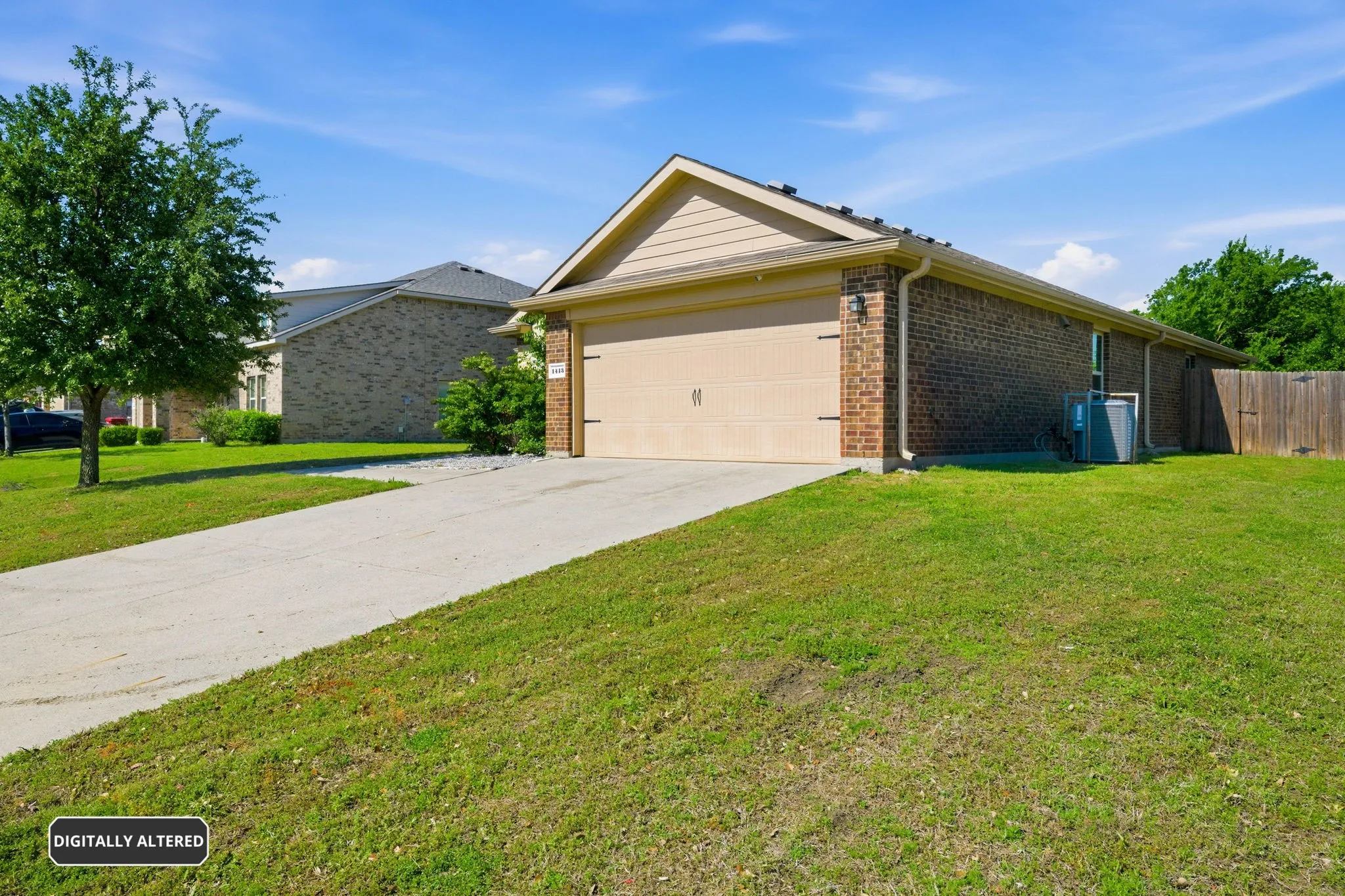 Single Family Residence For Sale in Collin County , 1413 N Houston Street, Royse City, Texas 75189, 4 Bedroom, 2 Bathroom, 2 Garage spaces, 1,829 Sqft, built in 2015, Preowned, mls#21252230, Real Estate Agent in Royse City, Homes For Sale in Collin county, Homes For Sale in Royse City, Realtor in Royse City Texas, Real Estate Brokerage Independent Realty Texas, Luminita Cordes Realtor