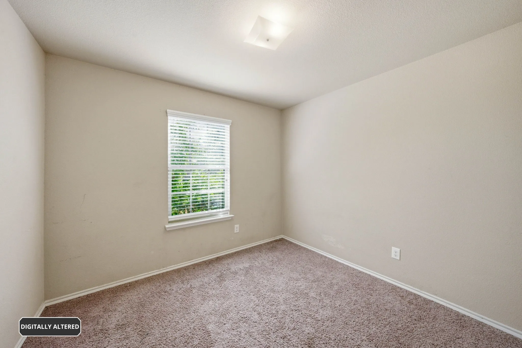 Single Family Residence For Sale in Collin County , 1413 N Houston Street, Royse City, Texas 75189, 4 Bedroom, 2 Bathroom, 2 Garage spaces, 1,829 Sqft, built in 2015, Preowned, mls#21252230, Real Estate Agent in Royse City, Homes For Sale in Collin county, Homes For Sale in Royse City, Realtor in Royse City Texas, Real Estate Brokerage Independent Realty Texas, Luminita Cordes Realtor