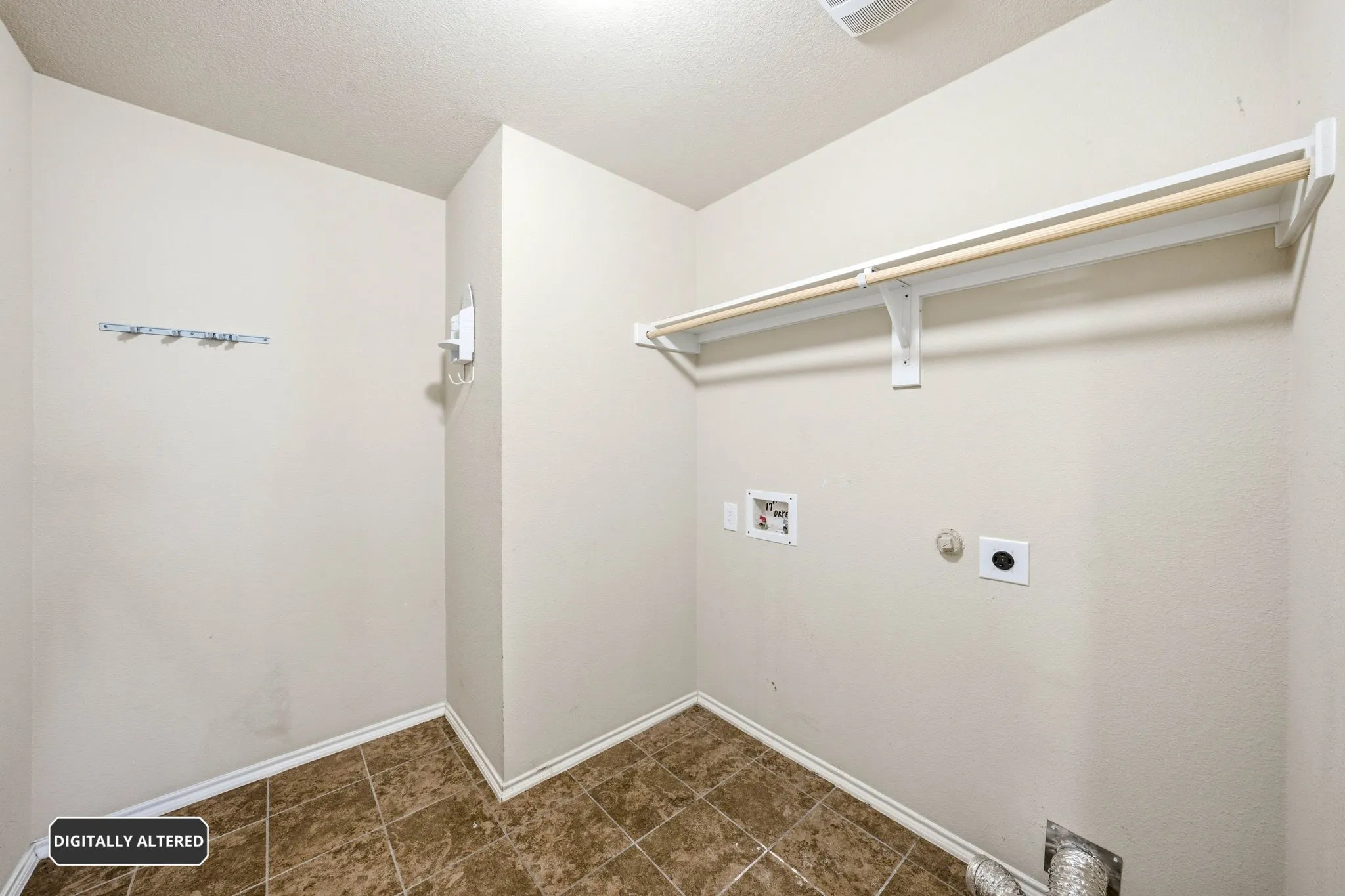 Single Family Residence For Sale in Collin County , 1413 N Houston Street, Royse City, Texas 75189, 4 Bedroom, 2 Bathroom, 2 Garage spaces, 1,829 Sqft, built in 2015, Preowned, mls#21252230, Real Estate Agent in Royse City, Homes For Sale in Collin county, Homes For Sale in Royse City, Realtor in Royse City Texas, Real Estate Brokerage Independent Realty Texas, Luminita Cordes Realtor
