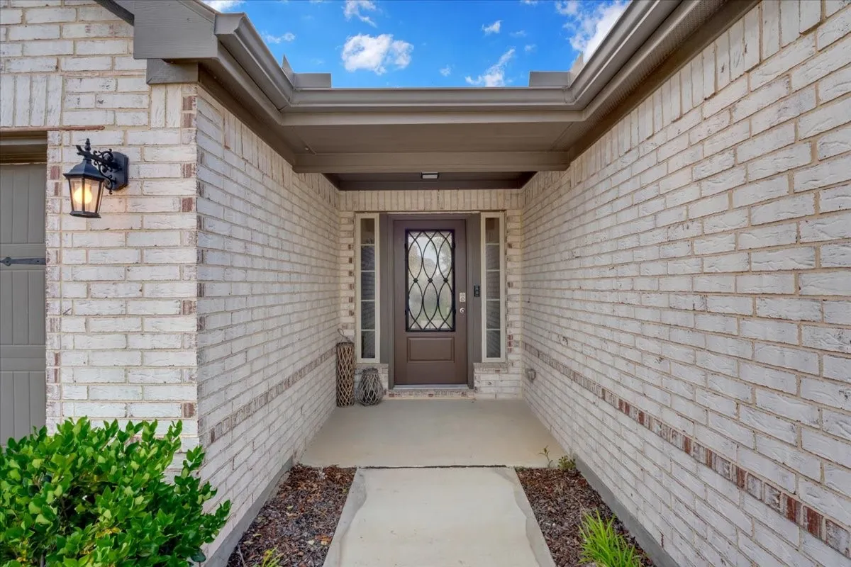 Single Family Residence For Sale in Kaufman County , 1408 Crossford Trail, Forney, Texas 75126, 3 Bedroom, 2 Bathroom, 2 Garage spaces, 1,671 Sqft, built in 2022, mls#21248093, Real Estate Agent in Forney, Homes For Sale in Kaufman county, Homes For Sale in Forney, Realtor in Forney Texas, Real Estate Brokerage Independent Realty Texas, Luminita Cordes Realtor