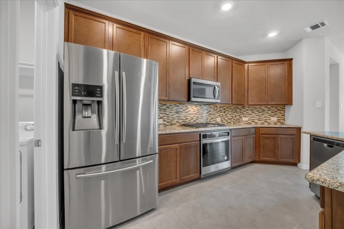 Single Family Residence For Sale in Kaufman County , 1408 Crossford Trail, Forney, Texas 75126, 3 Bedroom, 2 Bathroom, 2 Garage spaces, 1,671 Sqft, built in 2022, mls#21248093, Real Estate Agent in Forney, Homes For Sale in Kaufman county, Homes For Sale in Forney, Realtor in Forney Texas, Real Estate Brokerage Independent Realty Texas, Luminita Cordes Realtor
