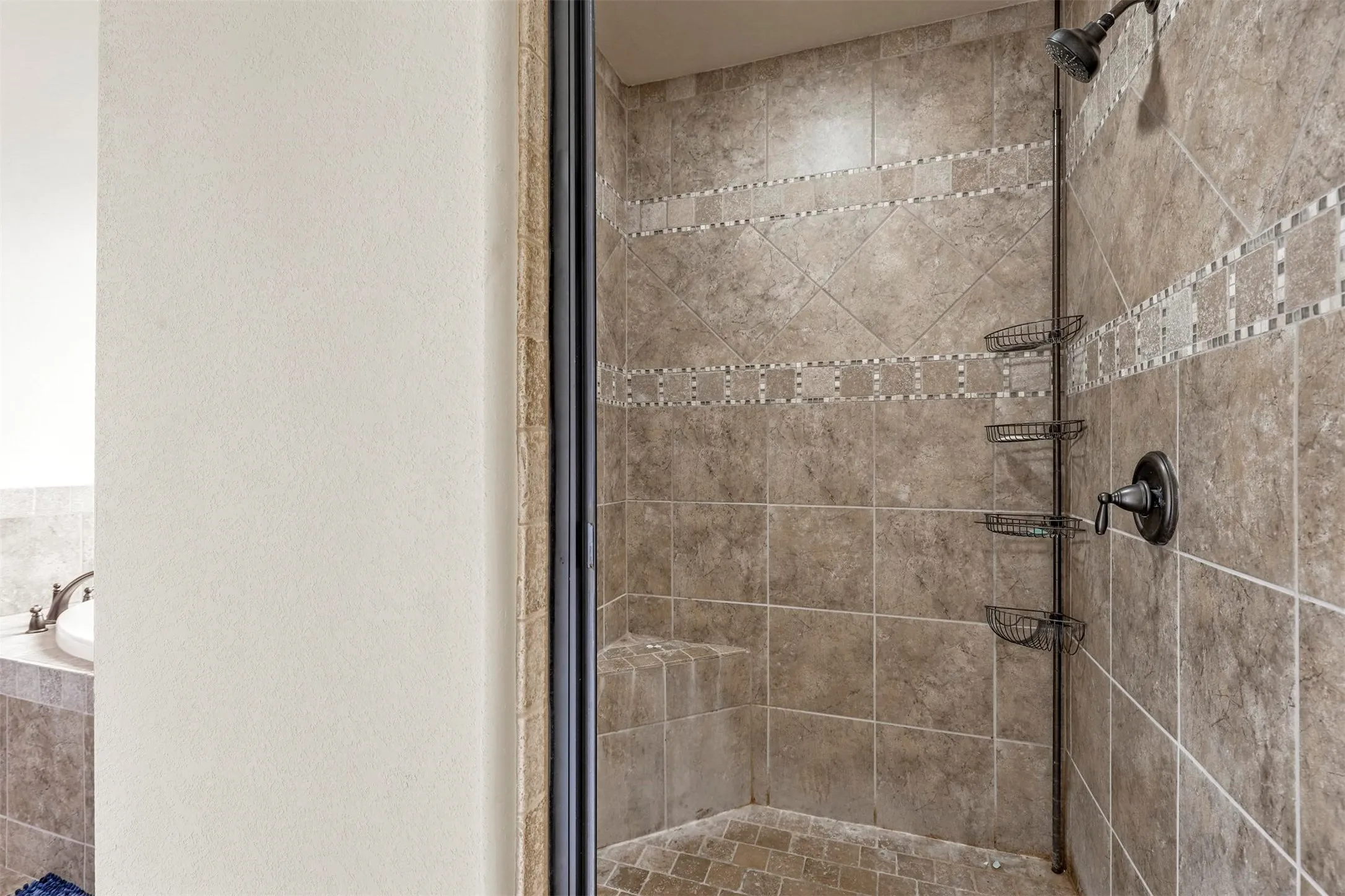 Single Family Residence For Sale in Hood County , 210 Donna Circle, Granbury, Texas 76049, 3 Bedrooms, 3 Bathrooms, 2 Garage spaces, 2,045 Sqft, built in 2016, Preowned, Price $325,000, mls#21245297, Real Estate Agent in Granbury, Homes For Sale in Hood county, Homes For Sale in Granbury, Realtor in Granbury Texas, Real Estate Brokerage Independent Realty Texas, Luminita Cordes Realtor