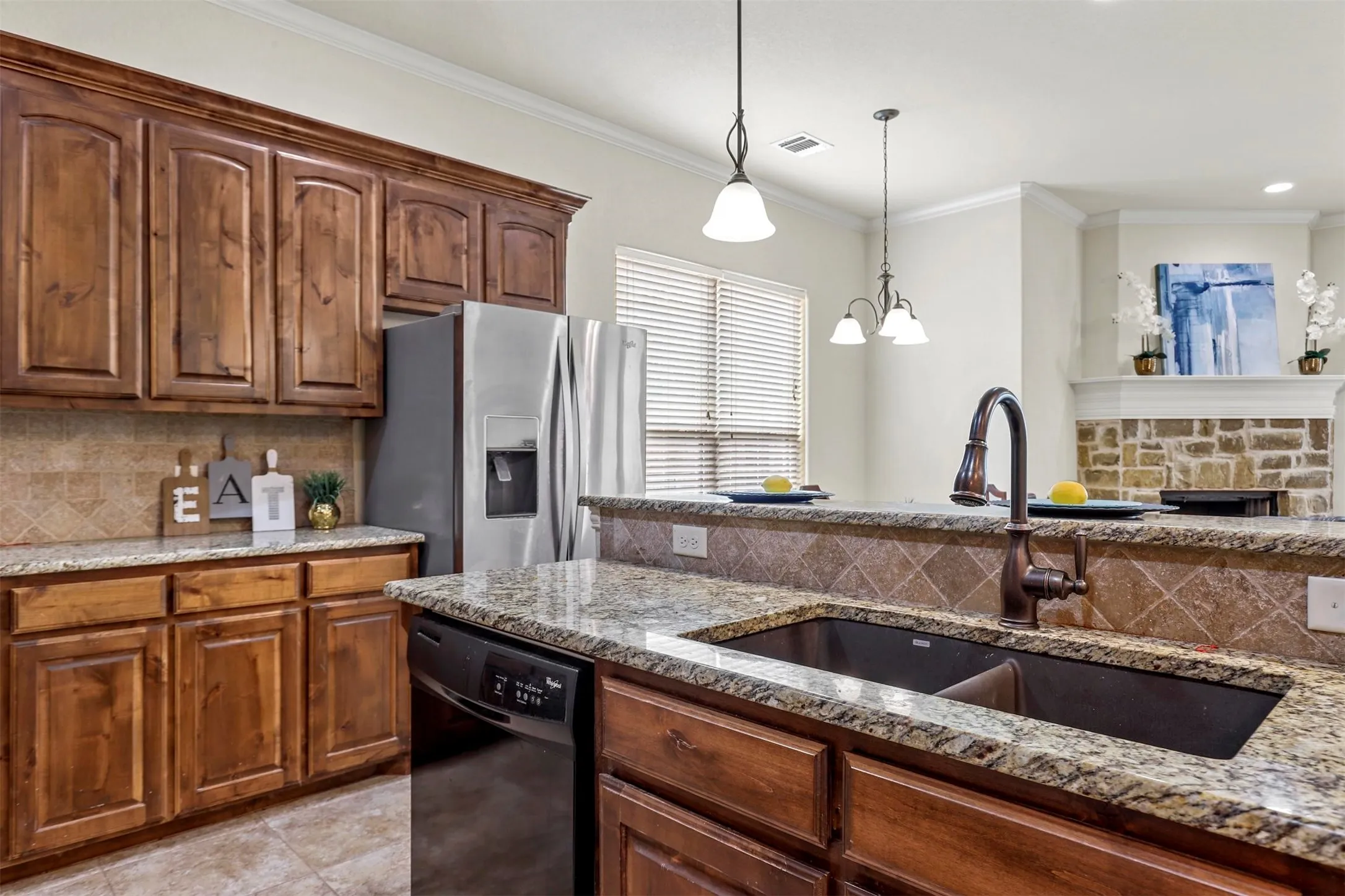 Single Family Residence For Sale in Hood County , 210 Donna Circle, Granbury, Texas 76049, 3 Bedrooms, 3 Bathrooms, 2 Garage spaces, 2,045 Sqft, built in 2016, Preowned, Price $325,000, mls#21245297, Real Estate Agent in Granbury, Homes For Sale in Hood county, Homes For Sale in Granbury, Realtor in Granbury Texas, Real Estate Brokerage Independent Realty Texas, Luminita Cordes Realtor