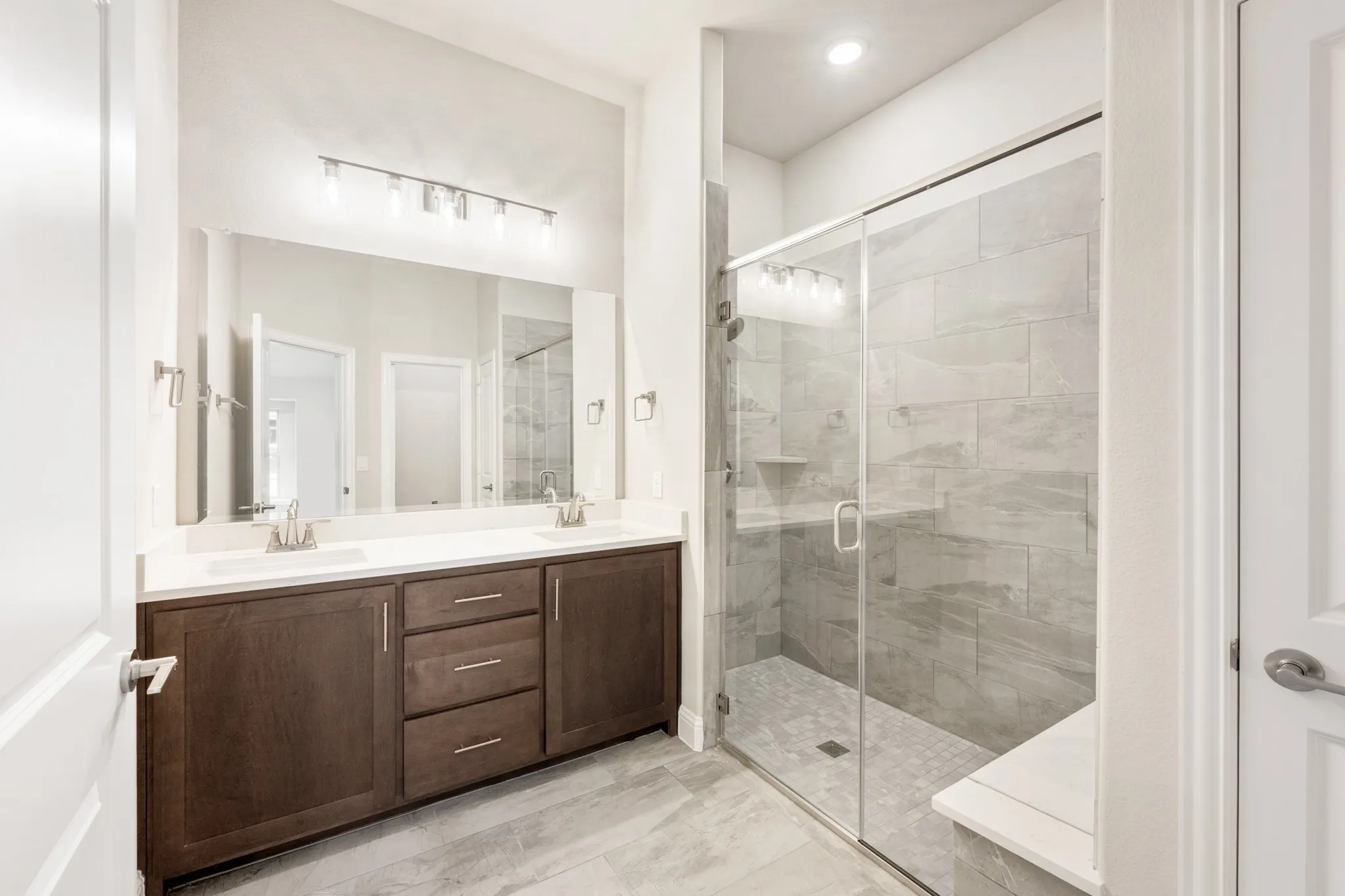 Single Family Residence For Sale in Fannin County , 1210 Anderson Drive, Trenton, Texas 75490, 4 Bedroom, 2 Bathroom, 2 Garage spaces, 2,243 Sqft, built in 2026, New Construction - Complete, mls#21252335, Real Estate Agent in Trenton, Homes For Sale in Fannin county, Homes For Sale in Trenton, Realtor in Trenton Texas, Real Estate Brokerage Independent Realty Texas, Luminita Cordes Realtor