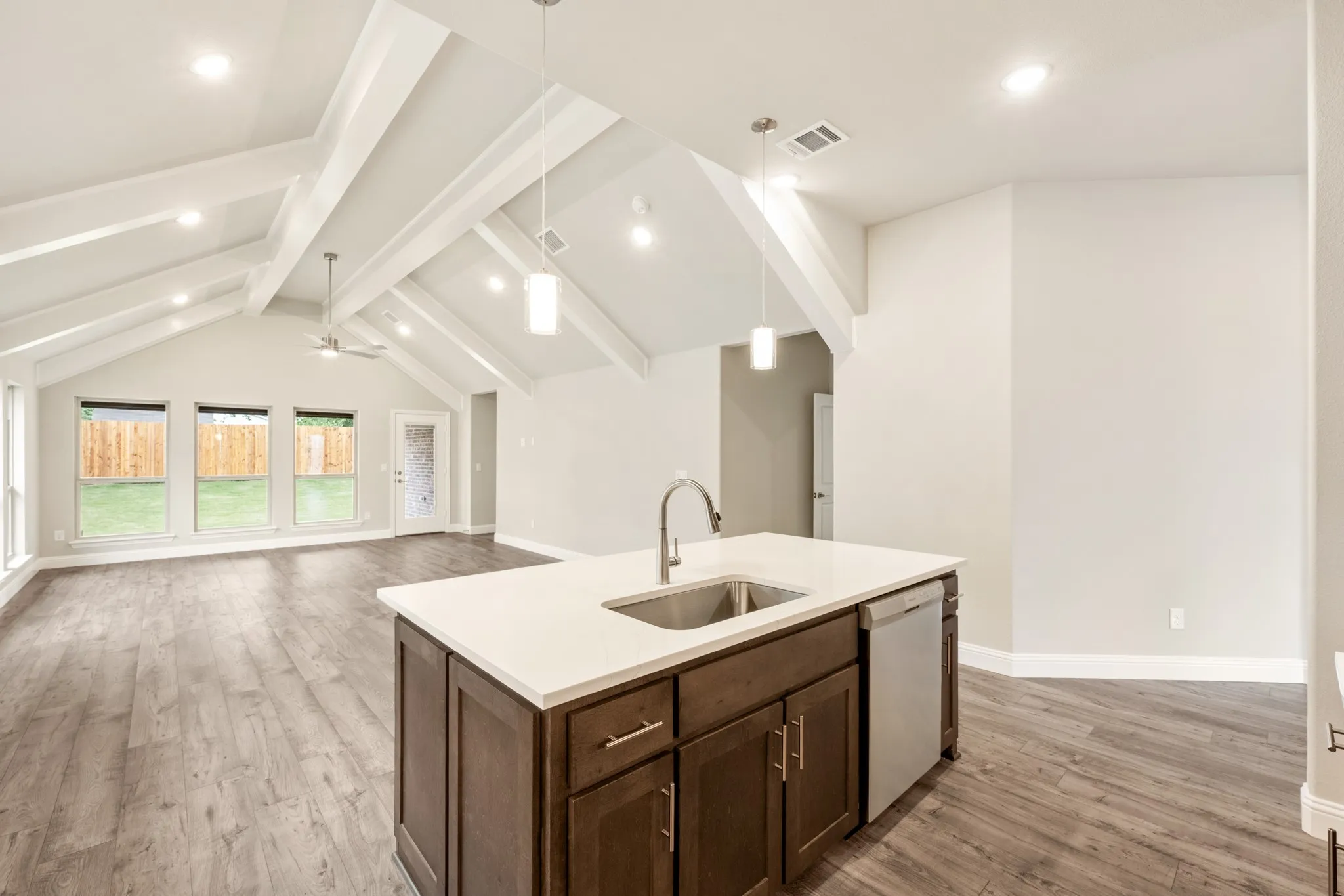 Single Family Residence For Sale in Fannin County , 1210 Anderson Drive, Trenton, Texas 75490, 4 Bedroom, 2 Bathroom, 2 Garage spaces, 2,243 Sqft, built in 2026, New Construction - Complete, mls#21252335, Real Estate Agent in Trenton, Homes For Sale in Fannin county, Homes For Sale in Trenton, Realtor in Trenton Texas, Real Estate Brokerage Independent Realty Texas, Luminita Cordes Realtor