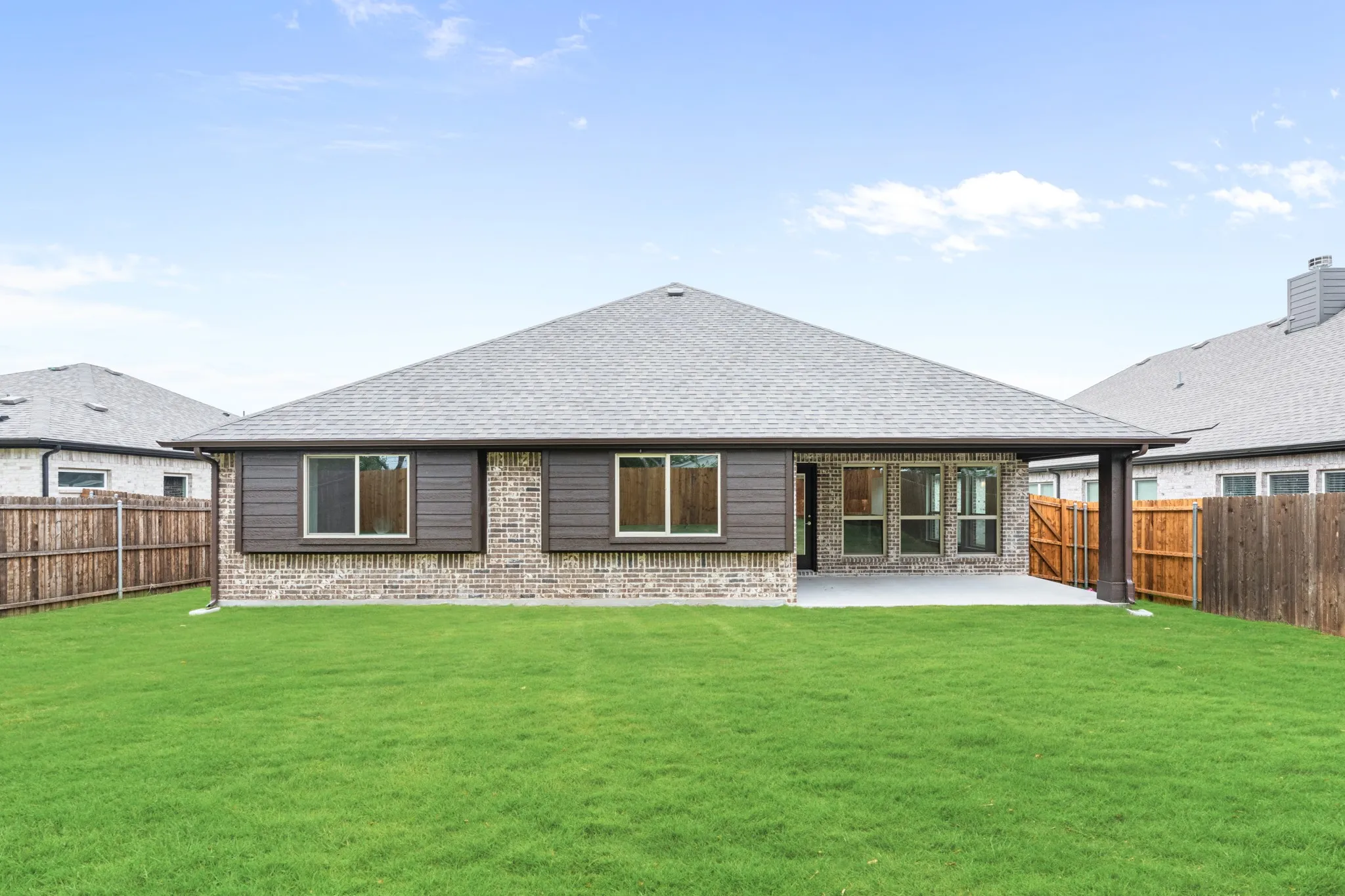 Single Family Residence For Sale in Fannin County , 1210 Anderson Drive, Trenton, Texas 75490, 4 Bedroom, 2 Bathroom, 2 Garage spaces, 2,243 Sqft, built in 2026, New Construction - Complete, mls#21252335, Real Estate Agent in Trenton, Homes For Sale in Fannin county, Homes For Sale in Trenton, Realtor in Trenton Texas, Real Estate Brokerage Independent Realty Texas, Luminita Cordes Realtor