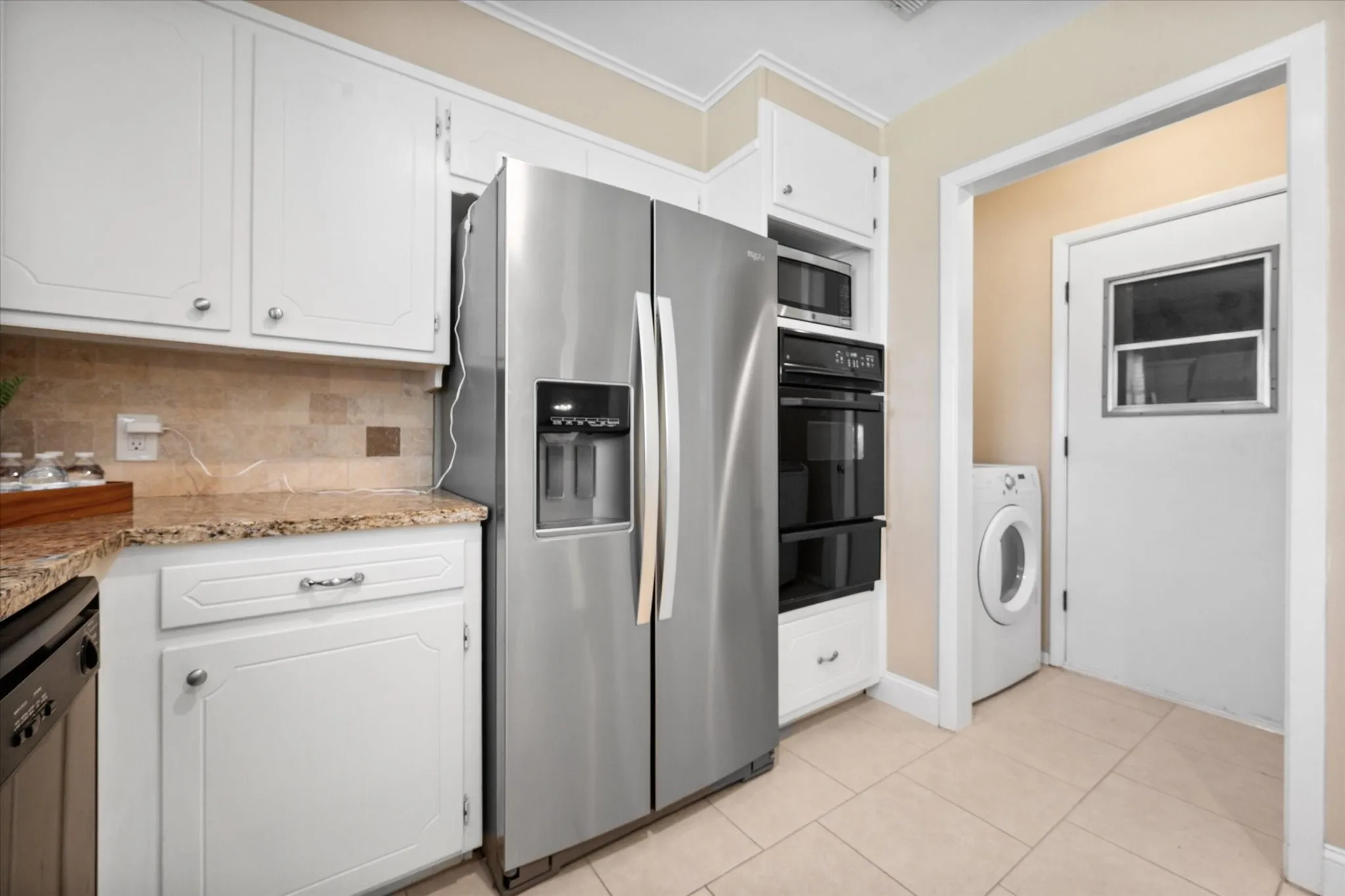 Single Family Residence For Sale in Tarrant County , 212 S Heights Drive, Crowley, Texas 76036, 3 Bedroom, 2 Bathroom, 2 Garage spaces, 1,614 Sqft, built in 1973, Preowned, mls#21251617, Real Estate Agent in Crowley, Homes For Sale in Tarrant county, Homes For Sale in Crowley, Realtor in Crowley Texas, Real Estate Brokerage Independent Realty Texas, Luminita Cordes Realtor