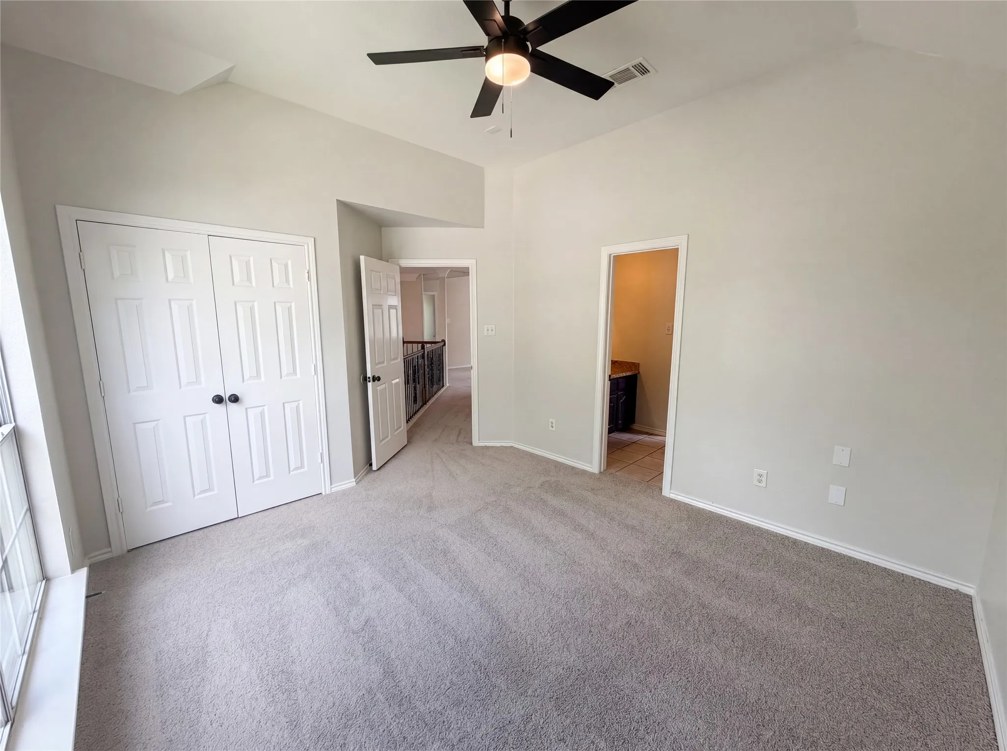 Single Family Residence For Sale in Tarrant County , 1710 Meridian Court, Keller, Texas 76248, 4 Bedroom, 3 Bathroom, 3 Garage spaces, 3,234 Sqft, built in 1998, mls#21251653, Real Estate Agent in Keller, Homes For Sale in Tarrant county, Homes For Sale in Keller, Realtor in Keller Texas, Real Estate Brokerage Independent Realty Texas, Luminita Cordes Realtor