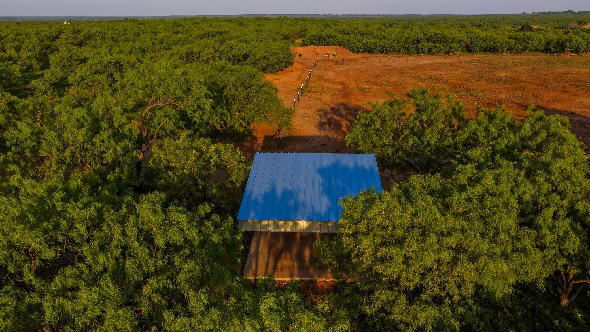 Farm For Sale in Young County , 10000 Fm 209, Graham, Texas 76450, 5 Bedroom, 4 Bathroom, 2 Garage spaces, 7,970 Sqft, built in 2022, Preowned, mls#21251893, Real Estate Agent in Graham, Homes For Sale in Young county, Homes For Sale in Graham, Realtor in Graham Texas, Real Estate Brokerage Independent Realty Texas, Luminita Cordes Realtor