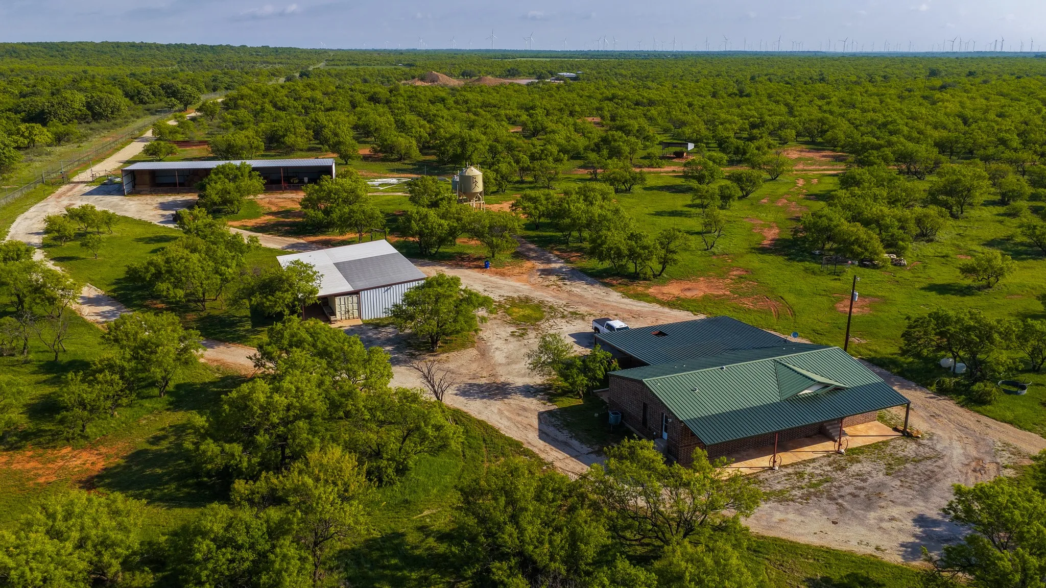 Farm For Sale in Young County , 10000 Fm 209, Graham, Texas 76450, 5 Bedroom, 4 Bathroom, 2 Garage spaces, 7,970 Sqft, built in 2022, Preowned, mls#21251893, Real Estate Agent in Graham, Homes For Sale in Young county, Homes For Sale in Graham, Realtor in Graham Texas, Real Estate Brokerage Independent Realty Texas, Luminita Cordes Realtor