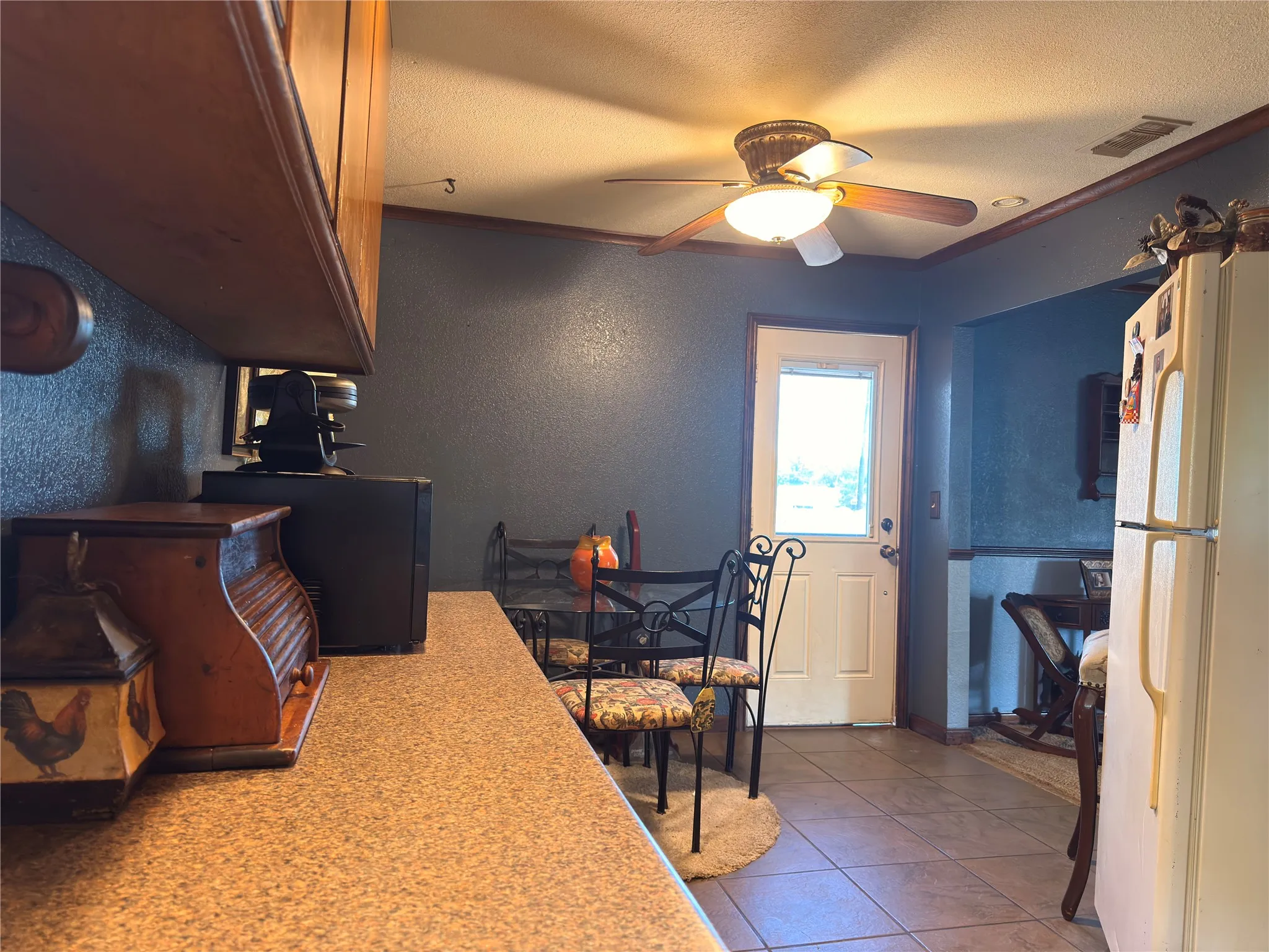 Office For Sale in Hunt County , 1116 E State Hwy 276, West Tawakoni, Texas 75474, 0, 0, Garage spaces, 0 Sqft, built in 1980, Preowned, Price $139,000, mls#21252361, Real Estate Agent in West Tawakoni, Homes For Sale in Hunt county, Homes For Sale in West Tawakoni, Realtor in West Tawakoni Texas, Real Estate Brokerage Independent Realty Texas, Luminita Cordes Realtor