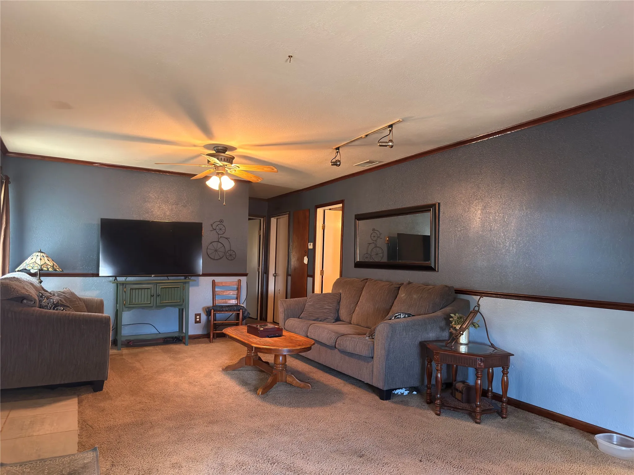 Office For Sale in Hunt County , 1116 E State Hwy 276, West Tawakoni, Texas 75474, 0, 0, Garage spaces, 0 Sqft, built in 1980, Preowned, Price $139,000, mls#21252361, Real Estate Agent in West Tawakoni, Homes For Sale in Hunt county, Homes For Sale in West Tawakoni, Realtor in West Tawakoni Texas, Real Estate Brokerage Independent Realty Texas, Luminita Cordes Realtor