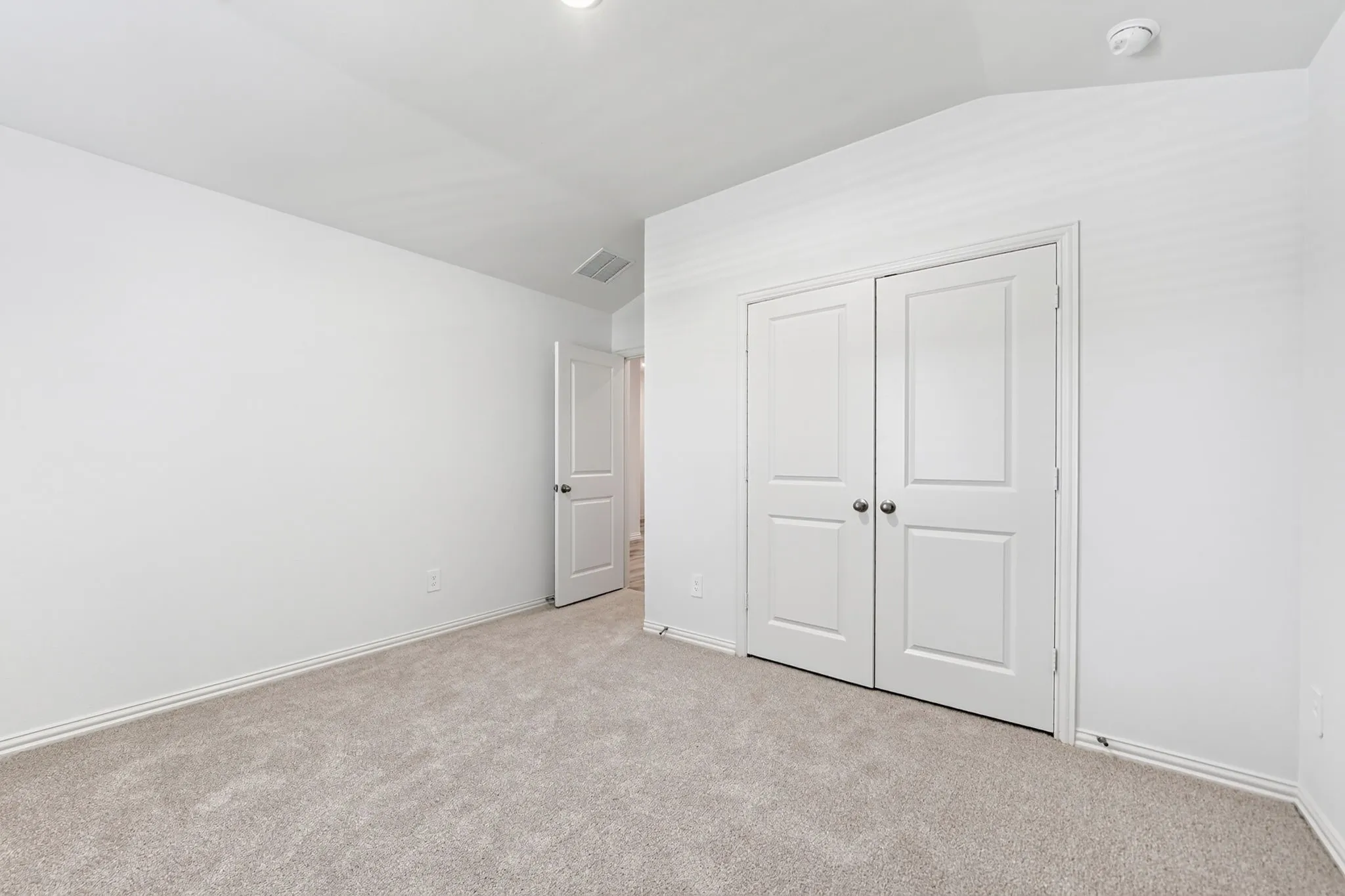 Single Family Residence For Sale in Hunt County , 215 Teton Street, Greenville, Texas 75402, 4 Bedroom, 3 Bathroom, 2 Garage spaces, 2,260 Sqft, built in 2026, New Construction - Incomplete, mls#21252285, Real Estate Agent in Greenville, Homes For Sale in Hunt county, Homes For Sale in Greenville, Realtor in Greenville Texas, Real Estate Brokerage Independent Realty Texas, Luminita Cordes Realtor