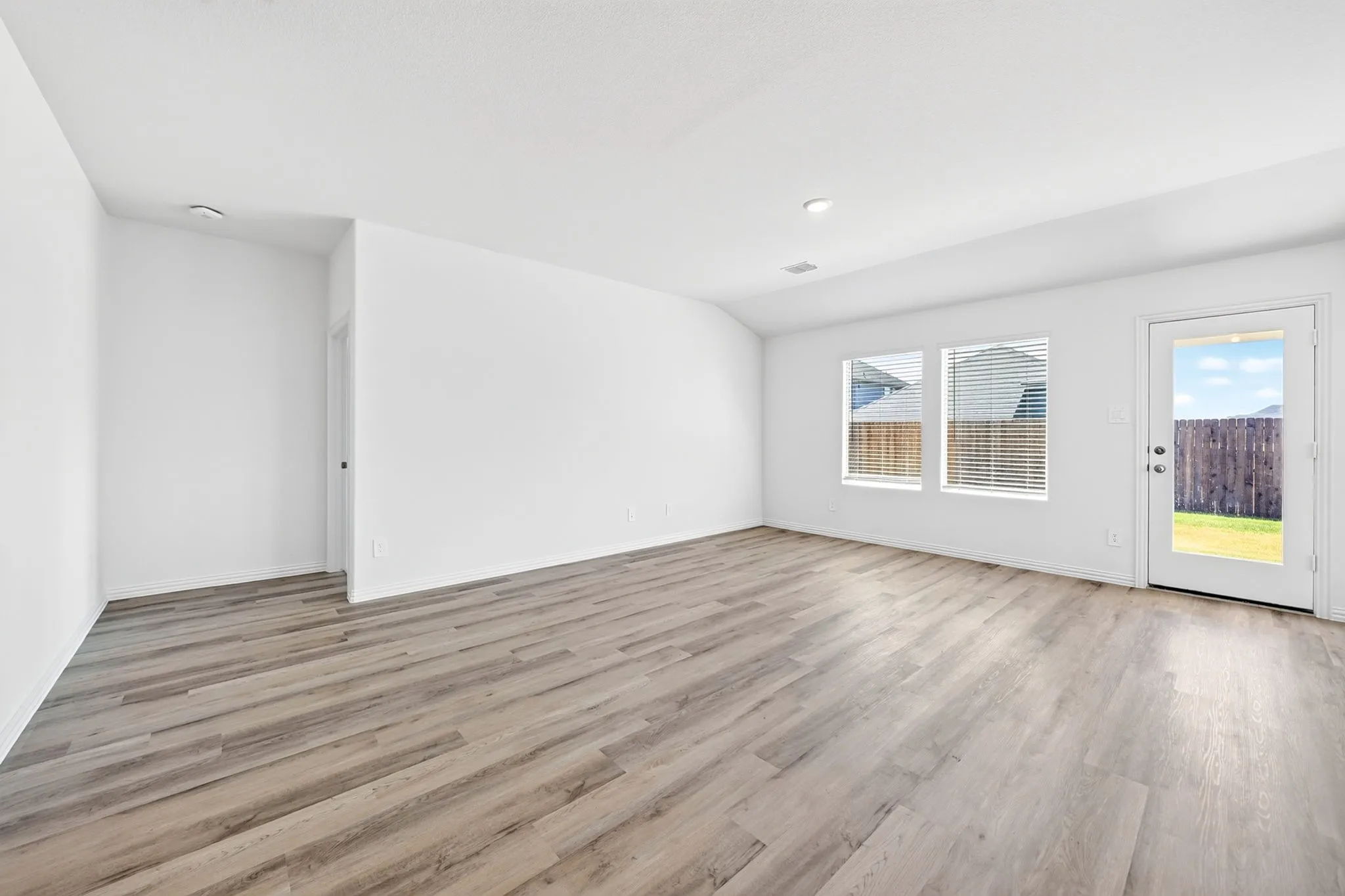 Single Family Residence For Sale in Hunt County , 215 Teton Street, Greenville, Texas 75402, 4 Bedroom, 3 Bathroom, 2 Garage spaces, 2,260 Sqft, built in 2026, New Construction - Incomplete, mls#21252285, Real Estate Agent in Greenville, Homes For Sale in Hunt county, Homes For Sale in Greenville, Realtor in Greenville Texas, Real Estate Brokerage Independent Realty Texas, Luminita Cordes Realtor