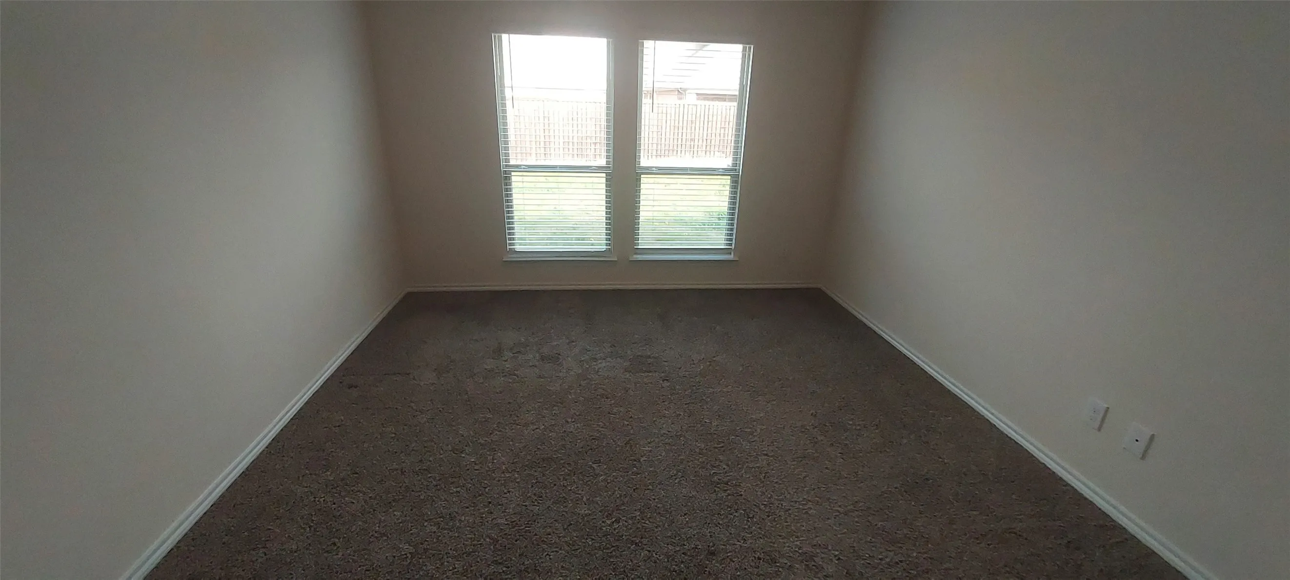 Single Family Residence For Sale in Kaufman County , 1914 Washoe Street, Forney, Texas 75126, 3 Bedroom, 3 Bathroom, 2 Garage spaces, 2,204 Sqft, built in 2023, Preowned, mls#21250580, Real Estate Agent in Forney, Homes For Sale in Kaufman county, Homes For Sale in Forney, Realtor in Forney Texas, Real Estate Brokerage Independent Realty Texas, Luminita Cordes Realtor