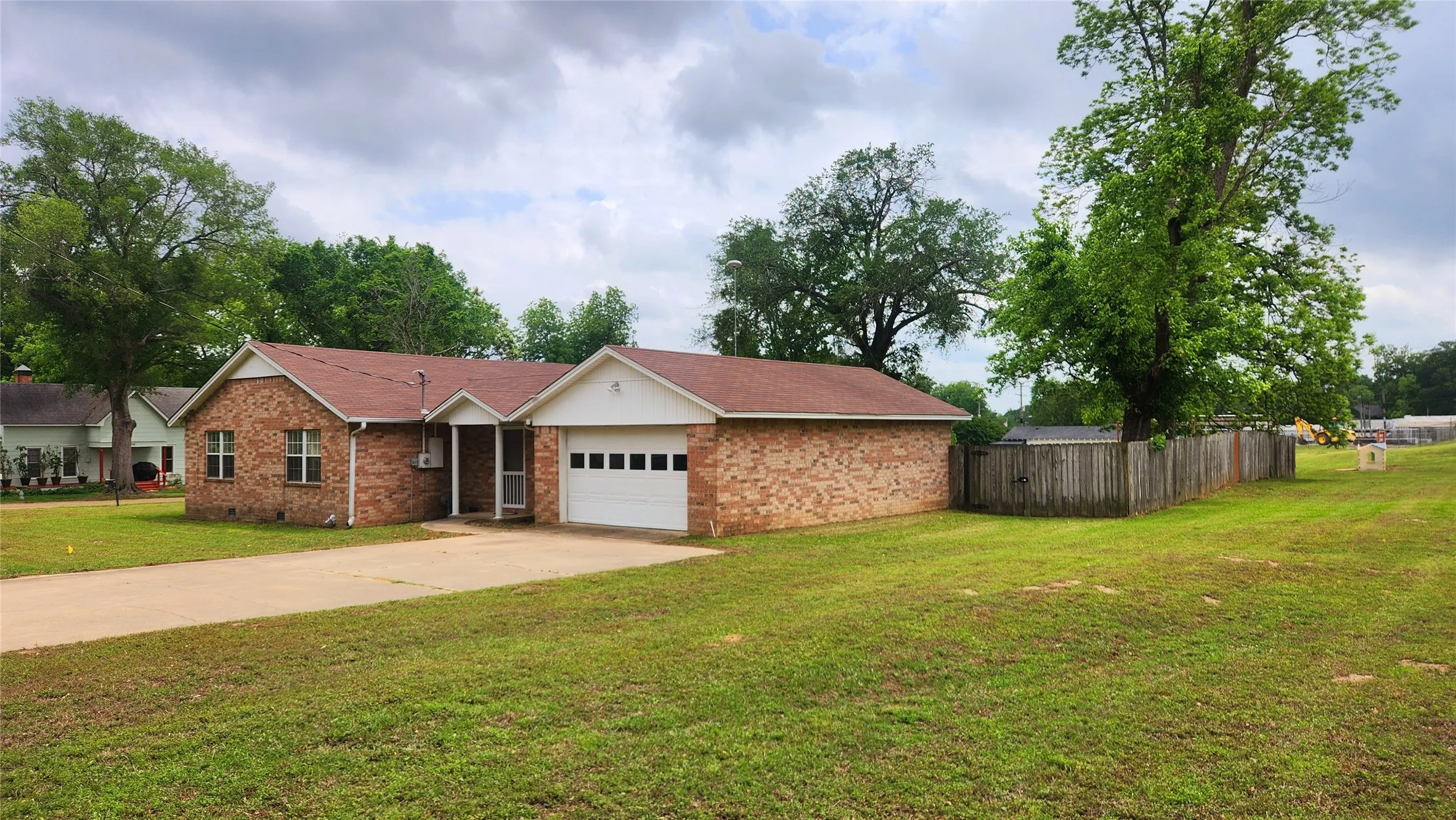 Side entry garage