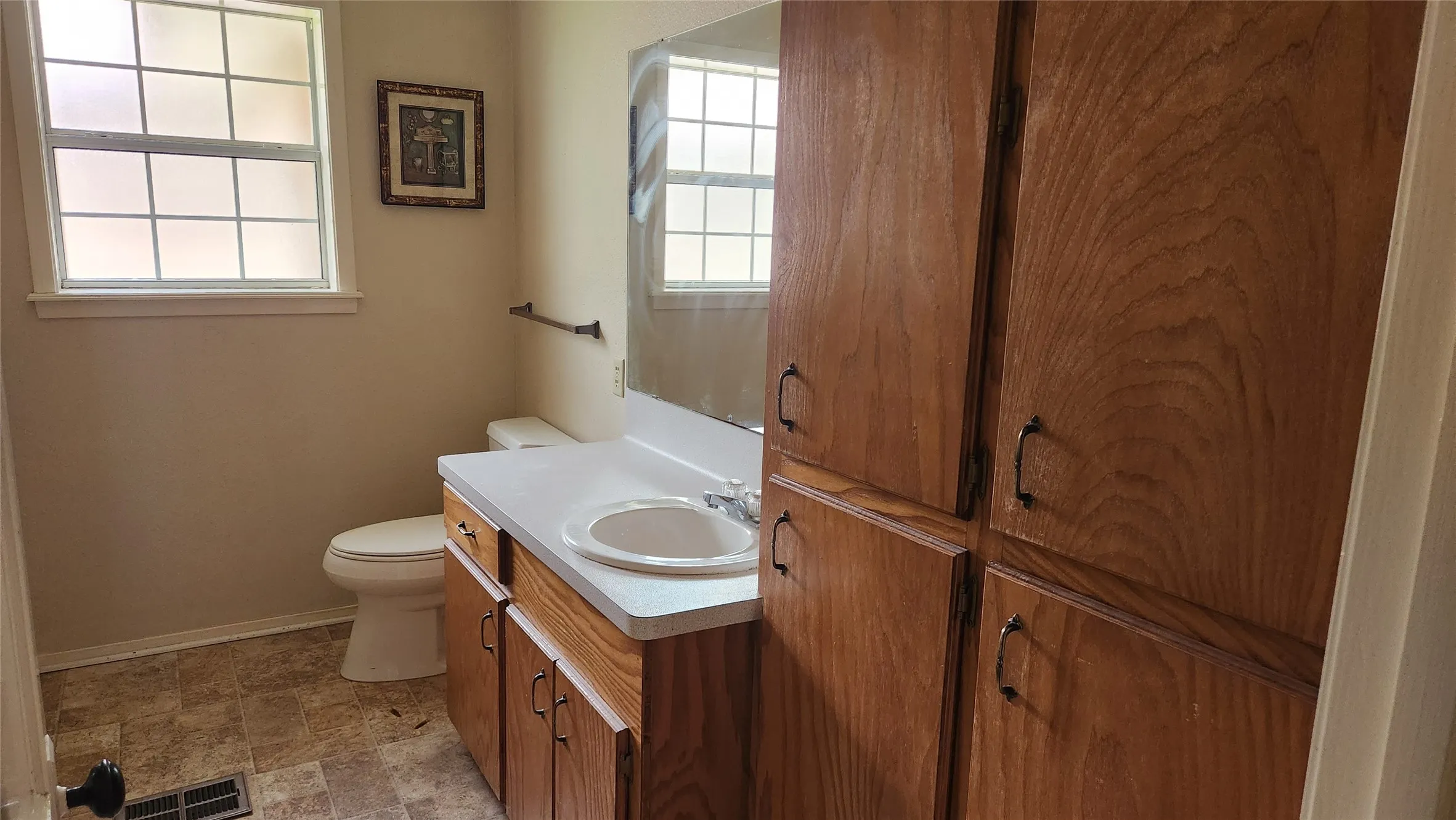 Hall bathroom toilet