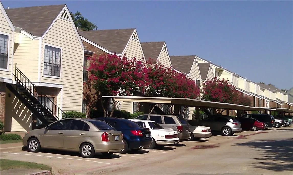 Condominium For Sale in Dallas County , 9601 Forest Lane 413, Dallas, Texas 75243, 2 Bedrooms, 1 Bathroom, Garage spaces, 823 Sqft, built in 1983, Price $95,000, mls#21252472, Real Estate Agent in Dallas, Homes For Sale in Dallas county, Homes For Sale in Dallas, Realtor in Dallas Texas, Real Estate Brokerage Independent Realty Texas, Luminita Cordes Realtor