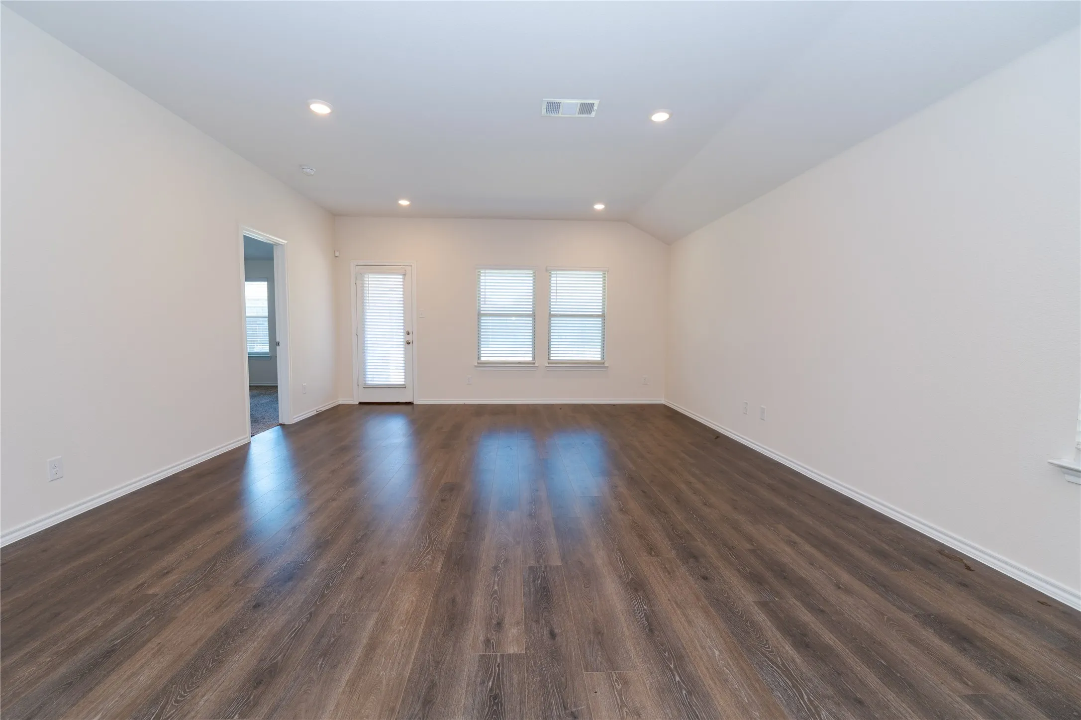 Single Family Residence For Sale in Rockwall County , 2478 Conklin Drive, Fate, Texas 75189, 4 Bedroom, 2 Bathroom, 2 Garage spaces, 1,669 Sqft, built in 2020, Preowned, mls#21251912, Real Estate Agent in Fate, Homes For Sale in Rockwall county, Homes For Sale in Fate, Realtor in Fate Texas, Real Estate Brokerage Independent Realty Texas, Luminita Cordes Realtor