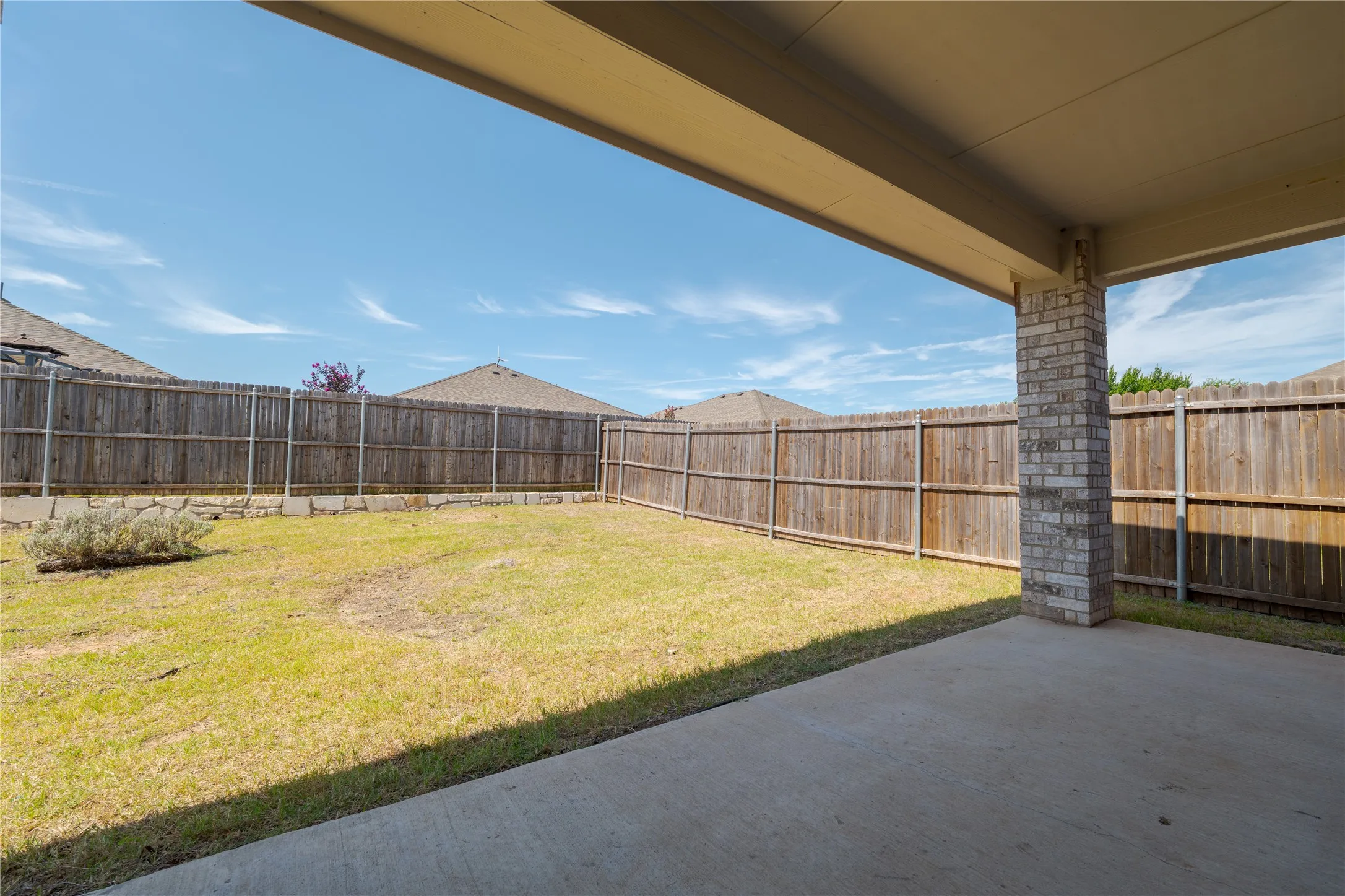 Single Family Residence For Sale in Rockwall County , 2478 Conklin Drive, Fate, Texas 75189, 4 Bedroom, 2 Bathroom, 2 Garage spaces, 1,669 Sqft, built in 2020, Preowned, mls#21251912, Real Estate Agent in Fate, Homes For Sale in Rockwall county, Homes For Sale in Fate, Realtor in Fate Texas, Real Estate Brokerage Independent Realty Texas, Luminita Cordes Realtor