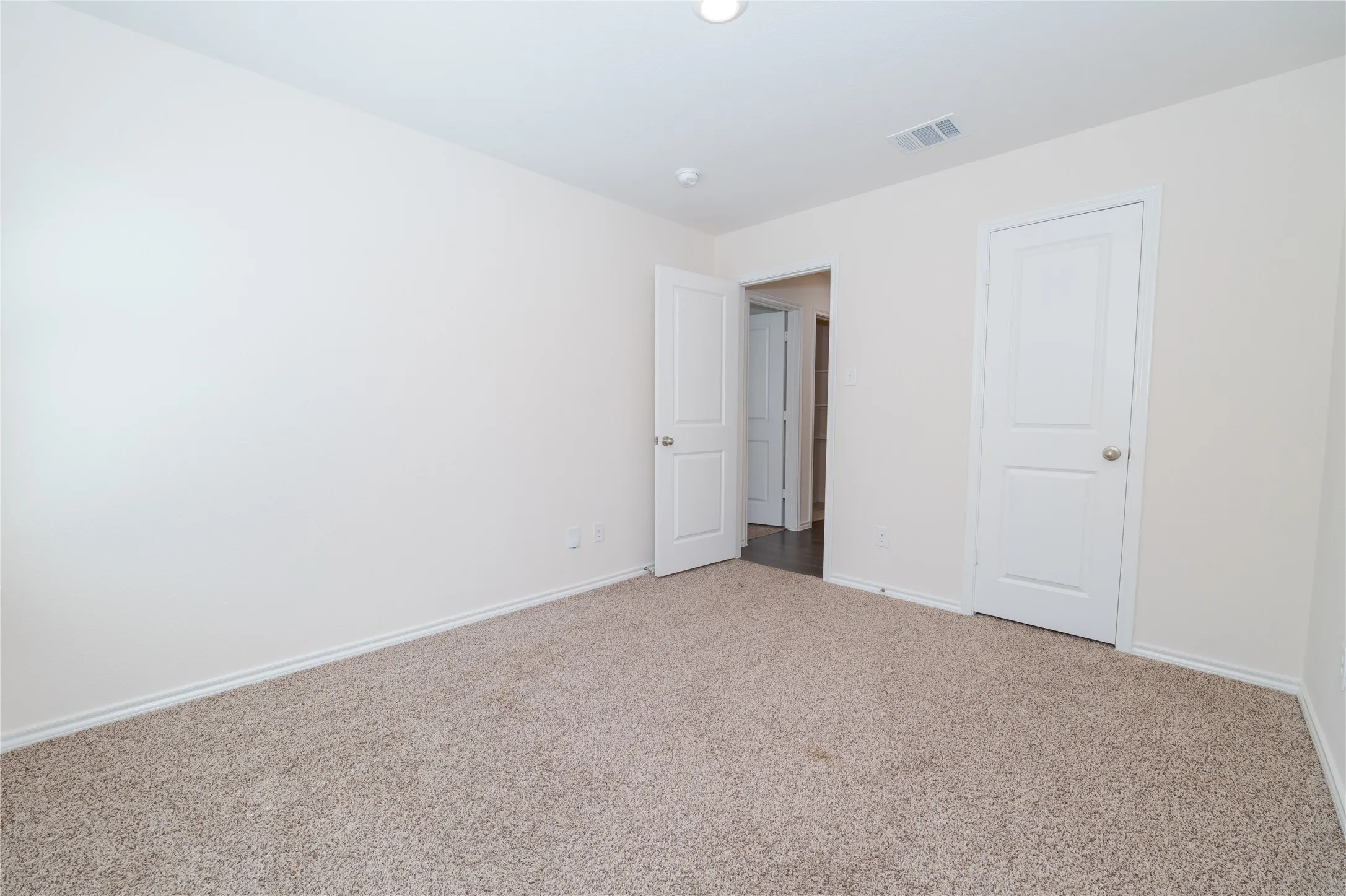 Single Family Residence For Sale in Rockwall County , 2478 Conklin Drive, Fate, Texas 75189, 4 Bedroom, 2 Bathroom, 2 Garage spaces, 1,669 Sqft, built in 2020, Preowned, mls#21251912, Real Estate Agent in Fate, Homes For Sale in Rockwall county, Homes For Sale in Fate, Realtor in Fate Texas, Real Estate Brokerage Independent Realty Texas, Luminita Cordes Realtor