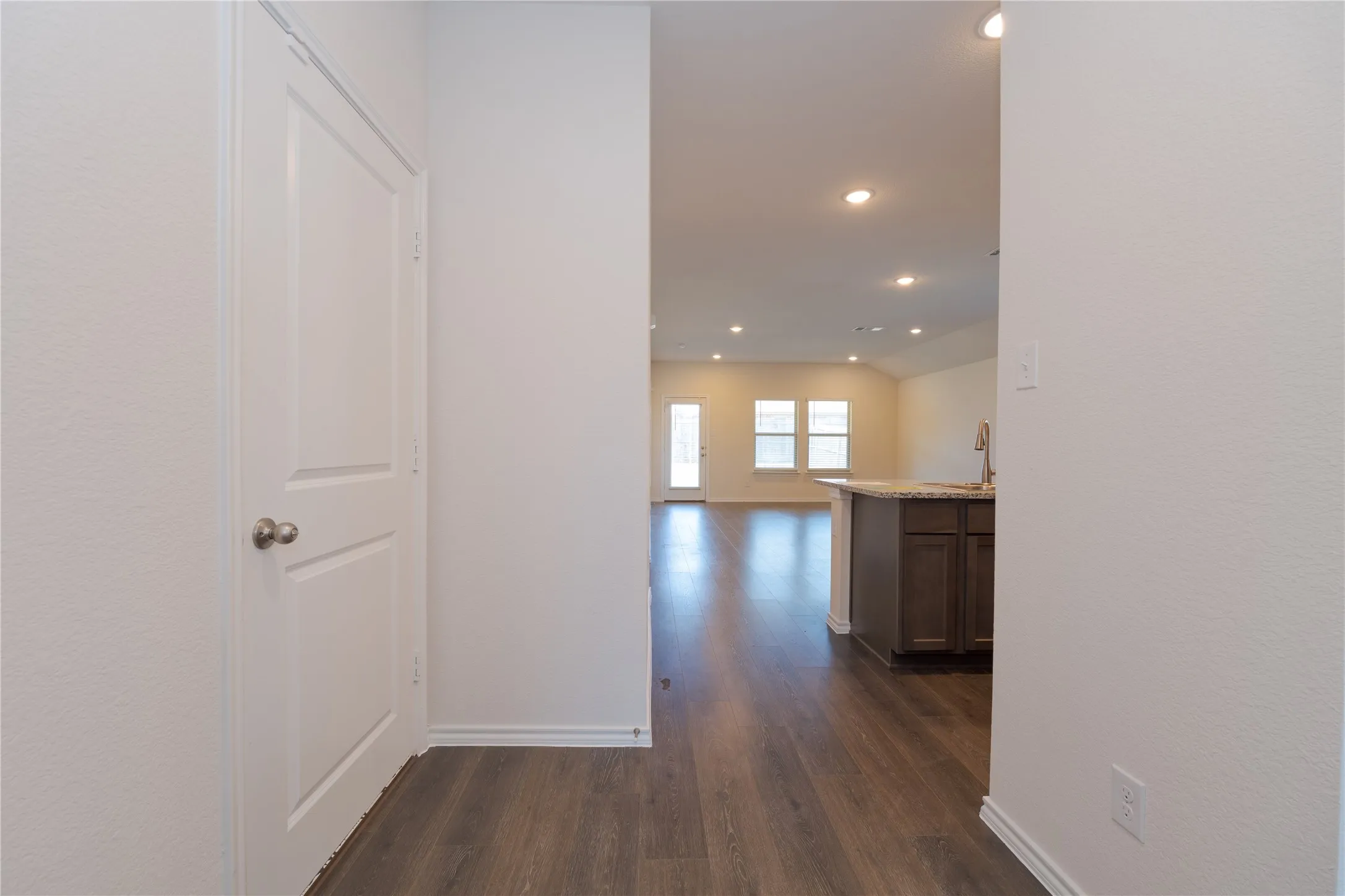 Single Family Residence For Sale in Rockwall County , 2478 Conklin Drive, Fate, Texas 75189, 4 Bedroom, 2 Bathroom, 2 Garage spaces, 1,669 Sqft, built in 2020, Preowned, mls#21251912, Real Estate Agent in Fate, Homes For Sale in Rockwall county, Homes For Sale in Fate, Realtor in Fate Texas, Real Estate Brokerage Independent Realty Texas, Luminita Cordes Realtor
