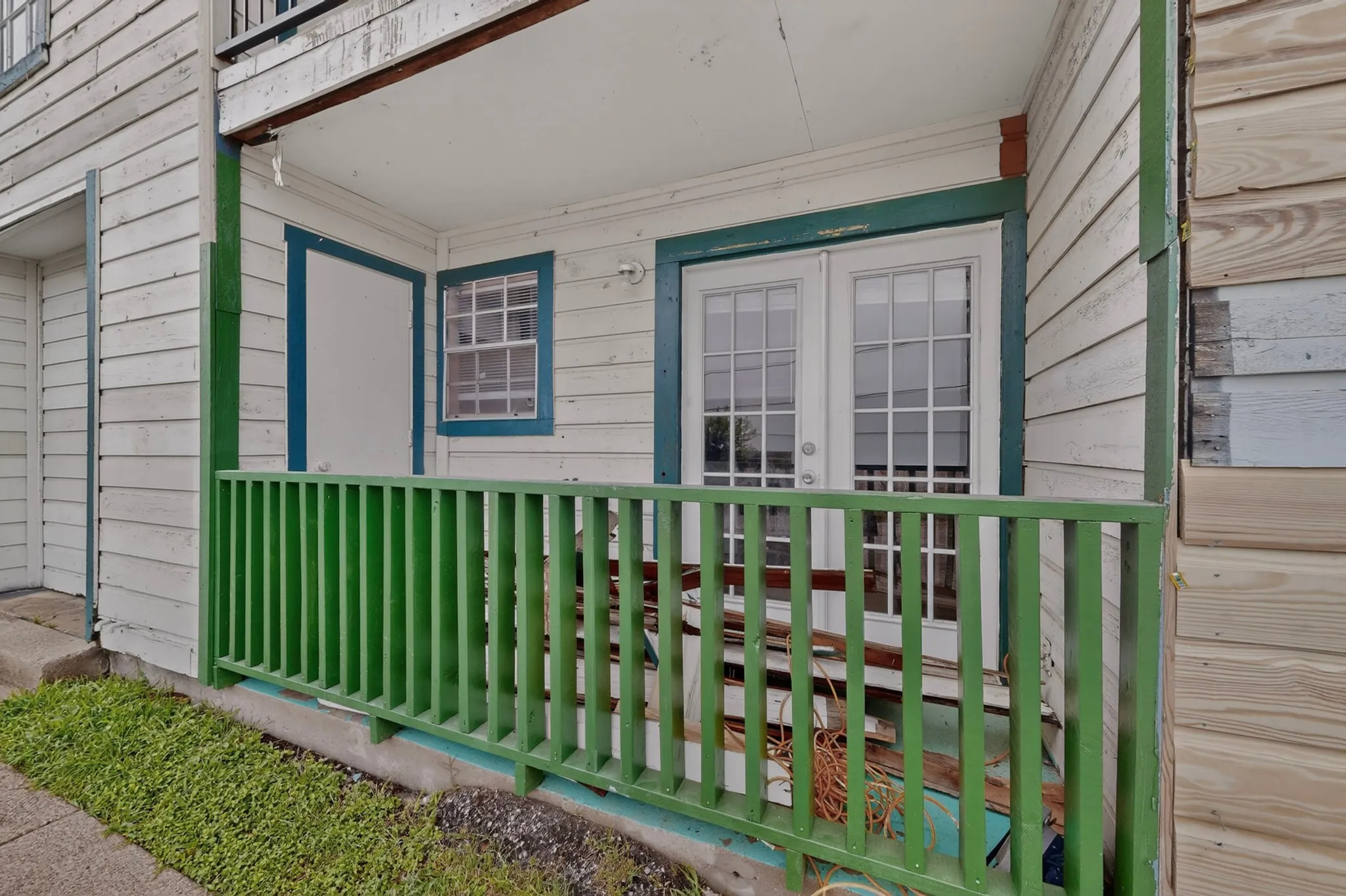 Duplex For Rent in Tarrant County , 8024 Cambridge Circle A, White Settlement, Texas 76108, 2 Bedroom, 2 Bathroom, Garage spaces, 1,000 Sqft, built in 1986, mls#21252479, Real Estate Agent in White Settlement, Homes For Rent in Tarrant county, Homes For Rent in White Settlement, Realtor in White Settlement Texas, Real Estate Brokerage Independent Realty Texas, Luminita Cordes Realtor