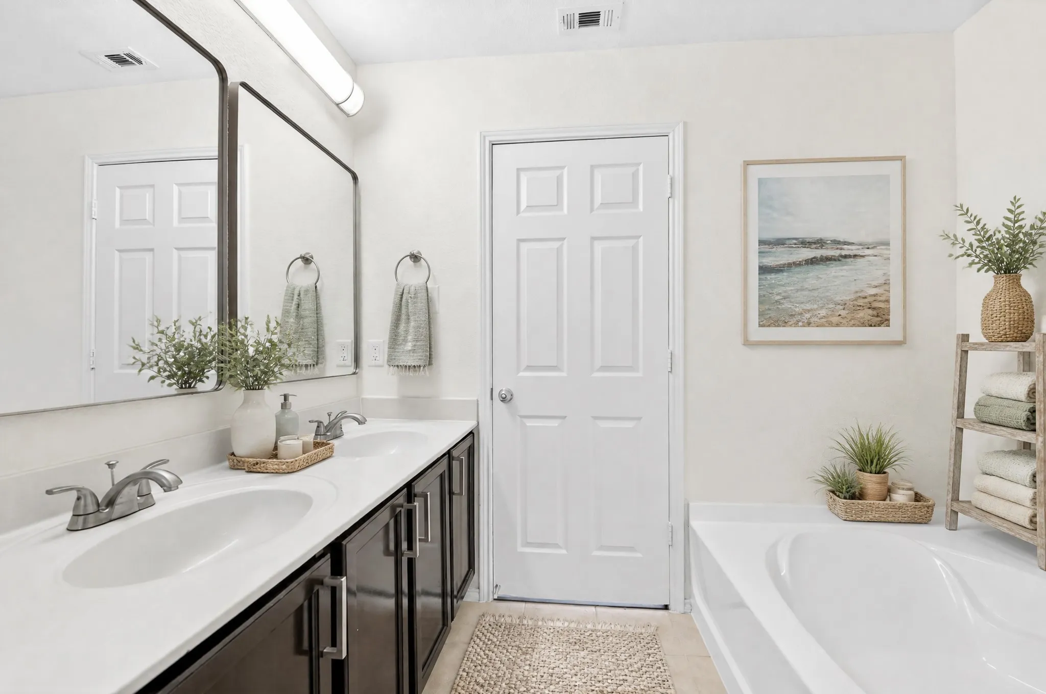 Single Family Residence For Sale in Denton County , 1800 Christopher Creek Drive, Little Elm, Texas 75068, 3 Bedroom, 2 Bathroom, 2 Garage spaces, 1,423 Sqft, built in 2014, mls#21243220, Real Estate Agent in Little Elm, Homes For Sale in Denton county, Homes For Sale in Little Elm, Realtor in Little Elm Texas, Real Estate Brokerage Independent Realty Texas, Luminita Cordes Realtor