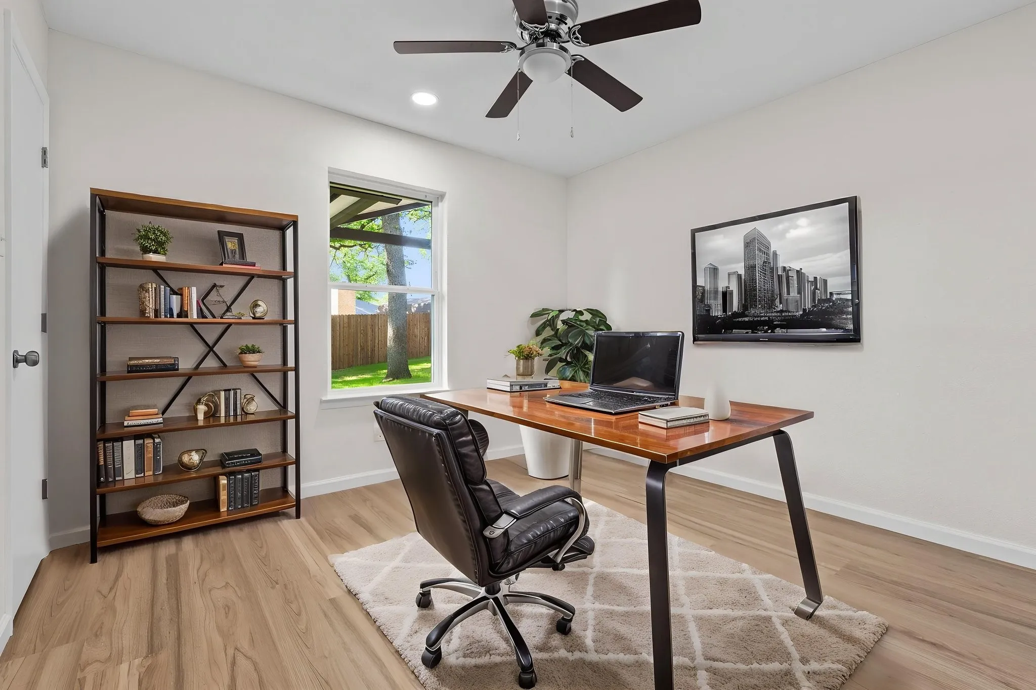 Virtually Staged as Office