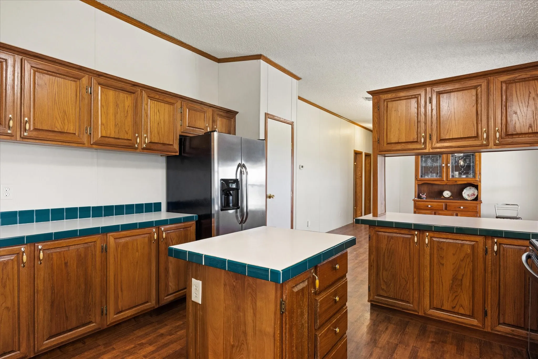 Mobile Home For Sale in Hood County , 6931 Tin Top Highway, Weatherford, Texas 76087, 4 Bedroom, 3 Bathroom, Garage spaces, 2,128 Sqft, built in 1998, mls#21252439, Real Estate Agent in Weatherford, Homes For Sale in Hood county, Homes For Sale in Weatherford, Realtor in Weatherford Texas, Real Estate Brokerage Independent Realty Texas, Luminita Cordes Realtor