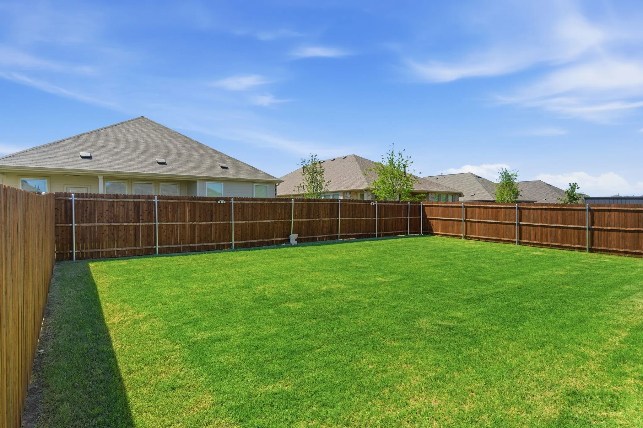 Single Family Residence For Sale in Denton County , 339 Texas Trail, Justin, Texas 76247, 3 Bedroom, 3 Bathroom, 2 Garage spaces, 1,601 Sqft, built in 2024, Preowned, mls#21234744, Real Estate Agent in Justin, Homes For Sale in Denton county, Homes For Sale in Justin, Realtor in Justin Texas, Real Estate Brokerage Independent Realty Texas, Luminita Cordes Realtor