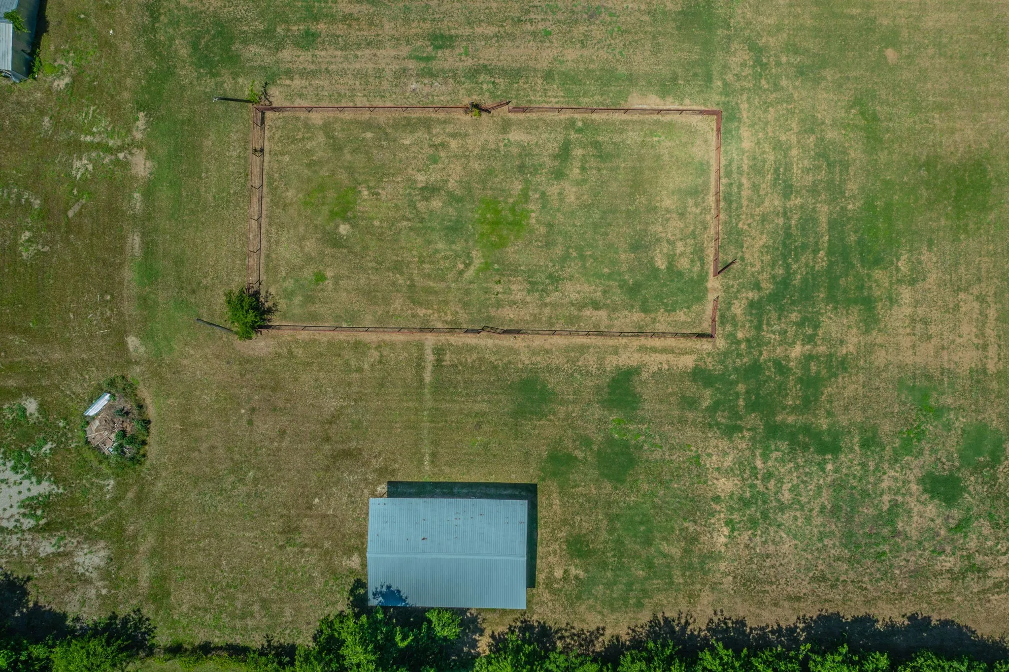 Aerial view of the coral and horse stalls.
