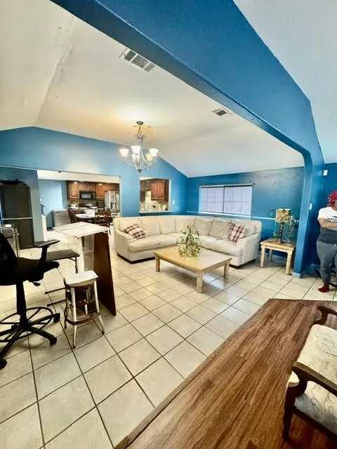 Single Family Residence For Sale in Tarrant County , 9619 Santa Monica Drive, Fort Worth, Texas 76116, 4 Bedrooms, 3 Bathrooms, Garage spaces, 2,779 Sqft, built in 2002, Price $349,000, mls#21252627, Real Estate Agent in Fort Worth, Homes For Sale in Tarrant county, Homes For Sale in Fort Worth, Realtor in Fort Worth Texas, Real Estate Brokerage Independent Realty Texas, Luminita Cordes Realtor